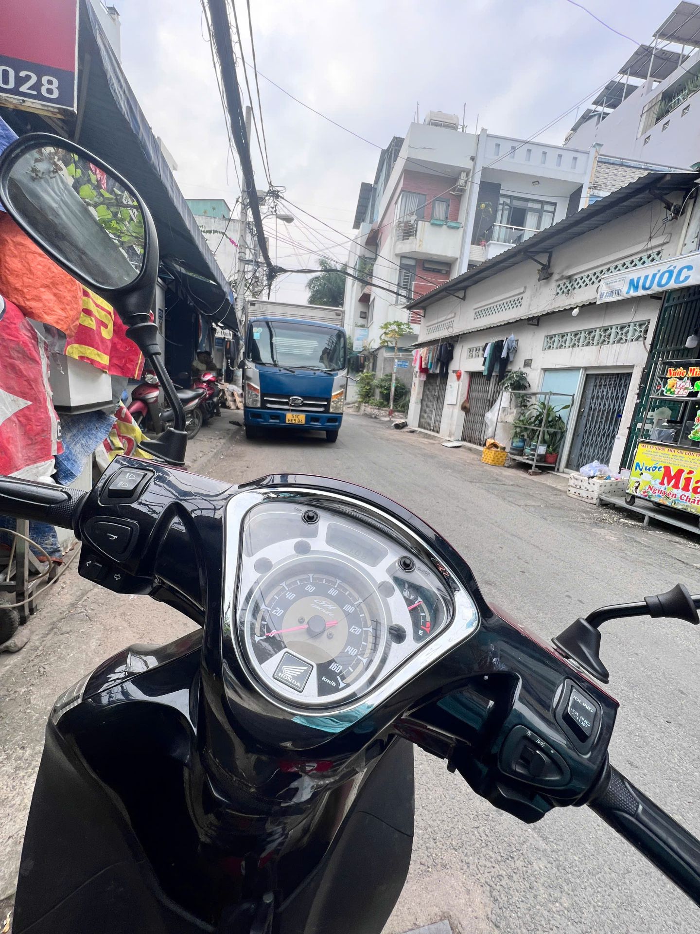 BÁN NHÀ MẶT TIỀN HẼM 27 NGUYỄN SĂNG.DT 4X15,6M, 1 LẦU,HẼM KINH DOANH 8M THÔNG