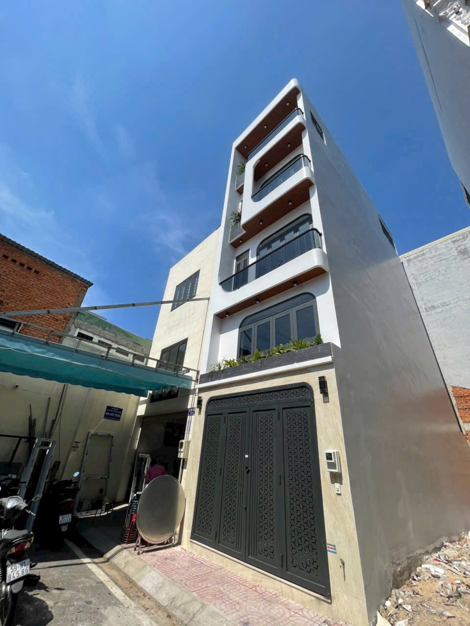 Bán Nhà Mới kiên cố ngay chợ Gò Xoài 5PN 6 WC, Giá 8.1 Tỷ