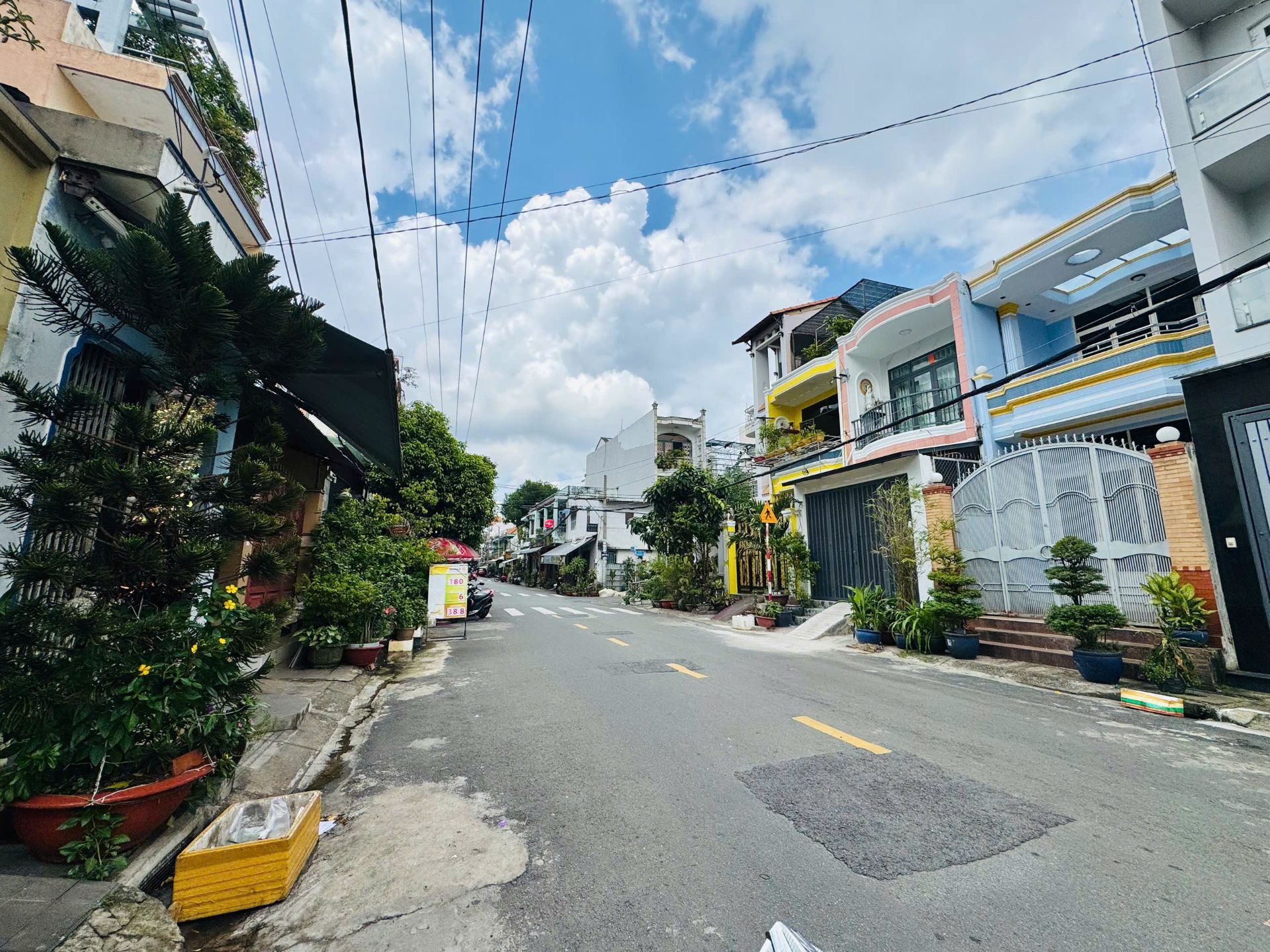 BÁN CẶP NHÀ MT NGUYỄN VĂN TỐ ( 8X30M) CẤP 4. GIÁ 35 TỶ - P TÂN THÀNH,Q TÂN PHÚ