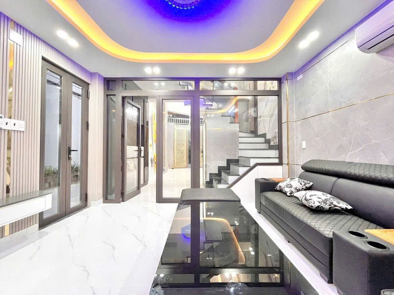 Hẻm 6m thông đường Thạch Lam P Phú Thạnh Dt 4mx14m 3 tấm giá 7,7 tỷ