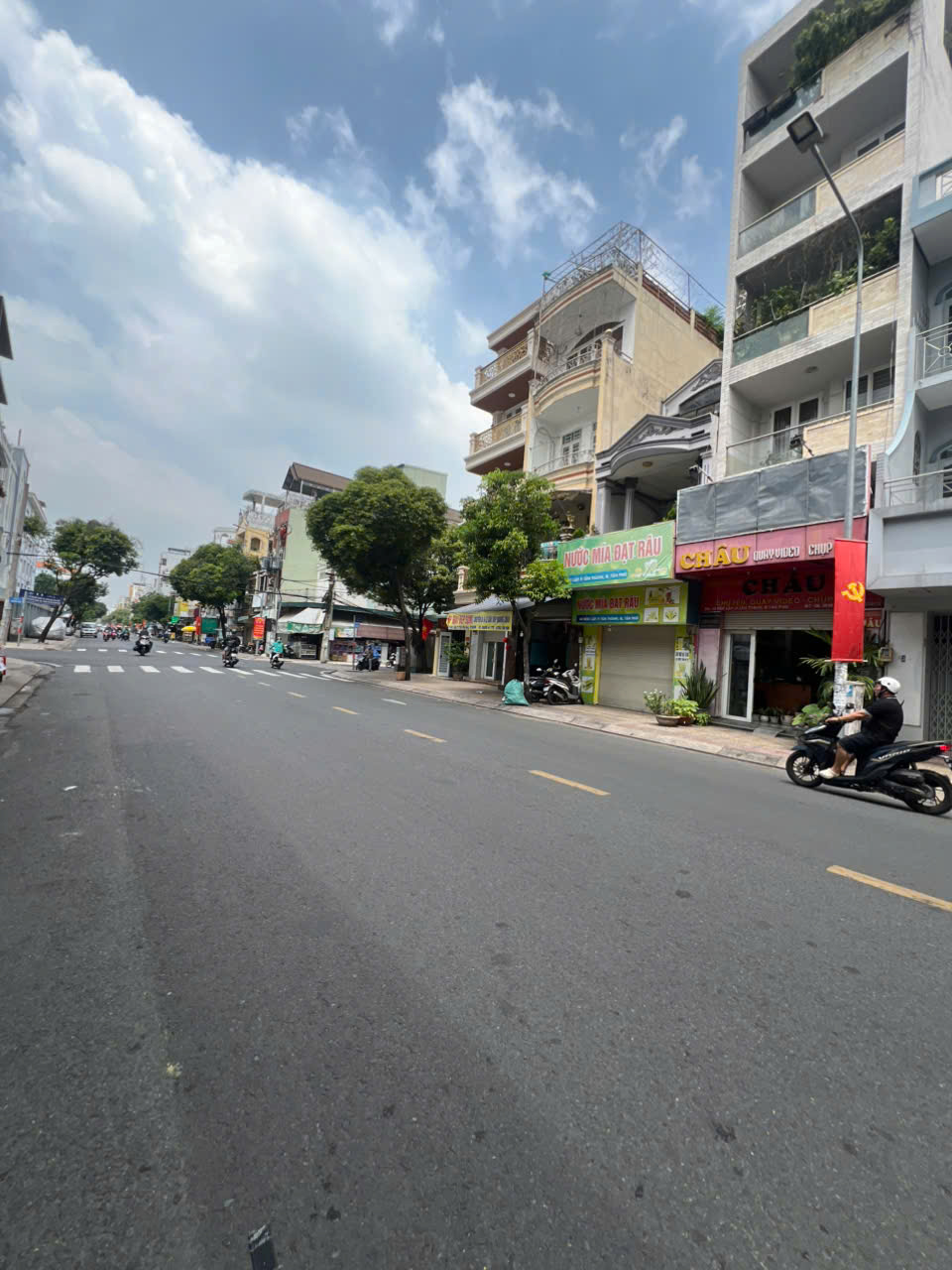 Mặt tiền kinh doanh Độc Lập_p.Tân Thành_Tân Phú, 1 lầu, DT: 3,9x17.9m, Hướng Nam, Giá: 13.6 tỷ tl