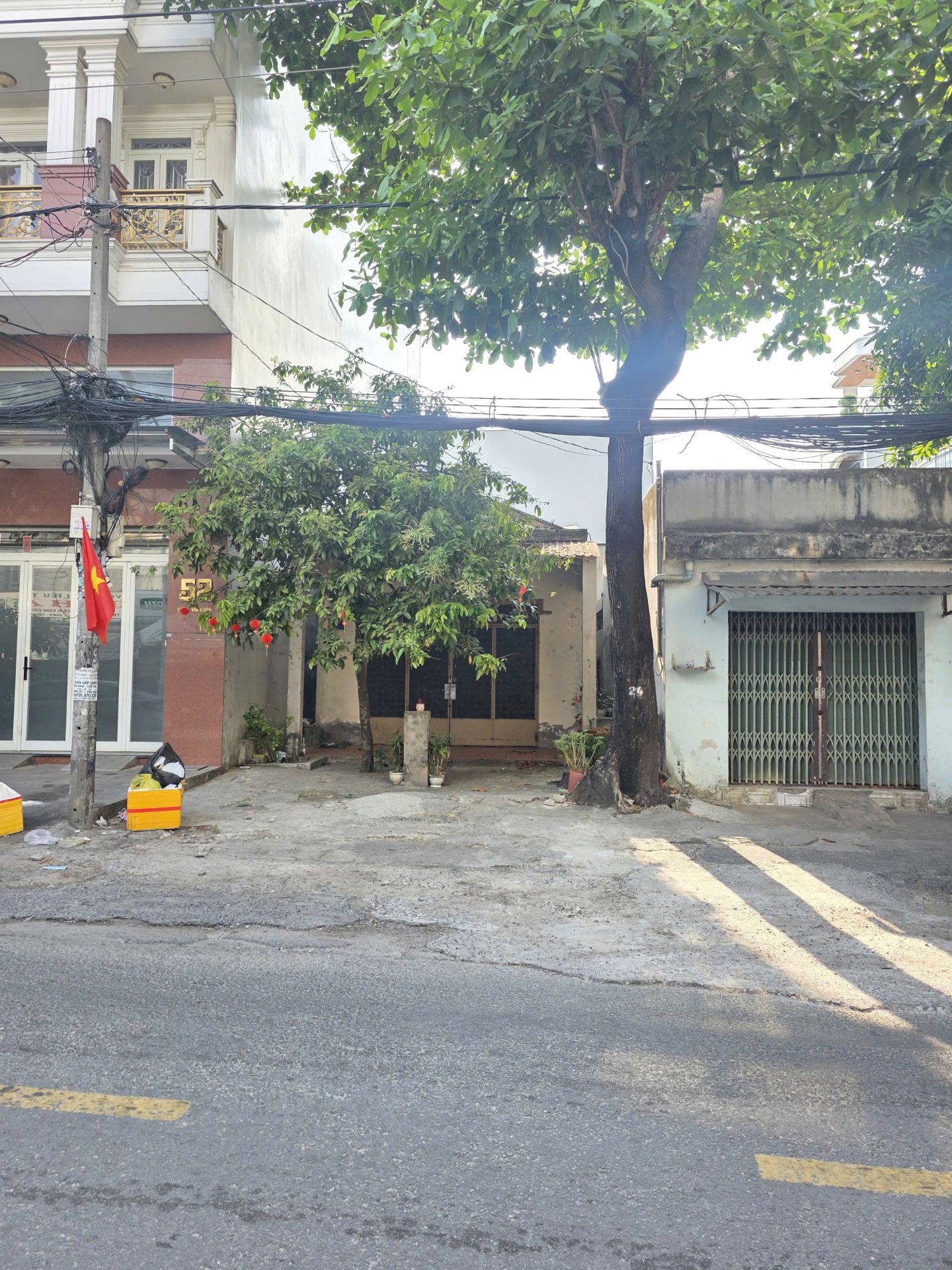 Bán Nhà MTKD Dương Văn Dương – Quận Tân Phú, DT: 5x23m, giá 14.5 tỷ TL