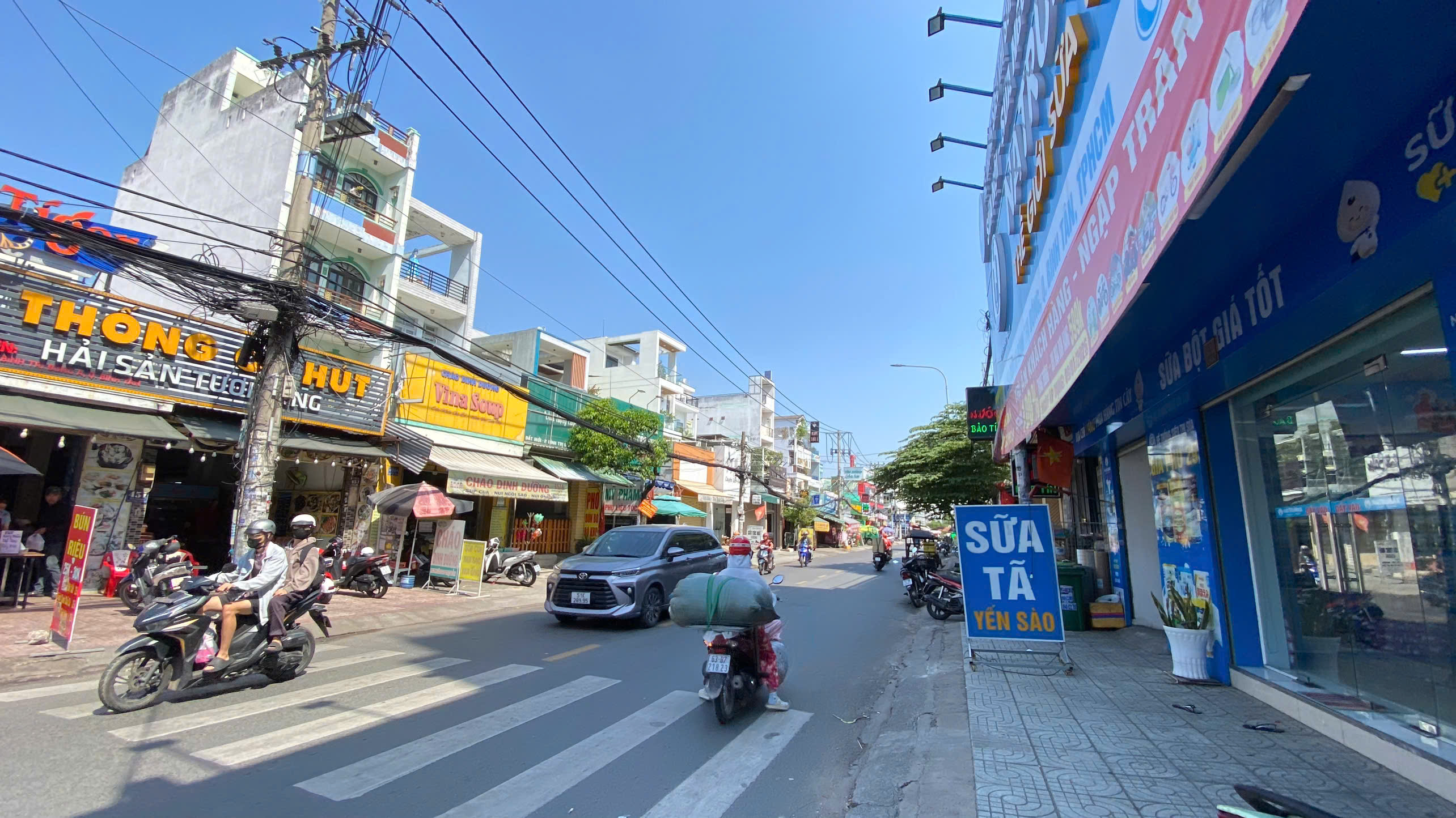 Bán nhà MTKD Bình Trị Đông, 9.7x15m (nở hậu 11.3m), cấp 4, giá 13.2 tỷ