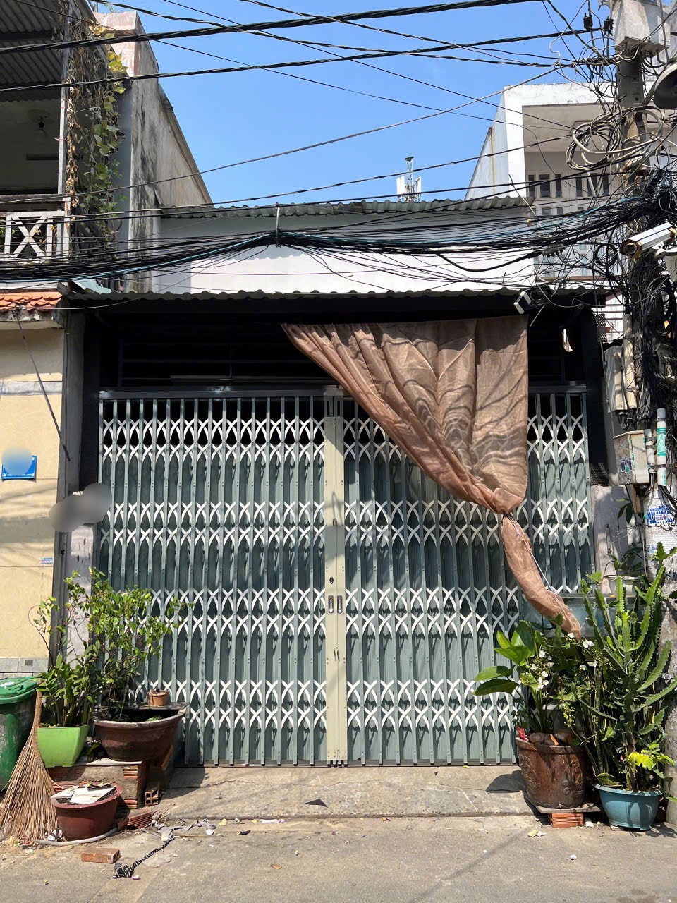 Bán nhà mặt tiền - đường số 20 - BHHA - Bình Tân