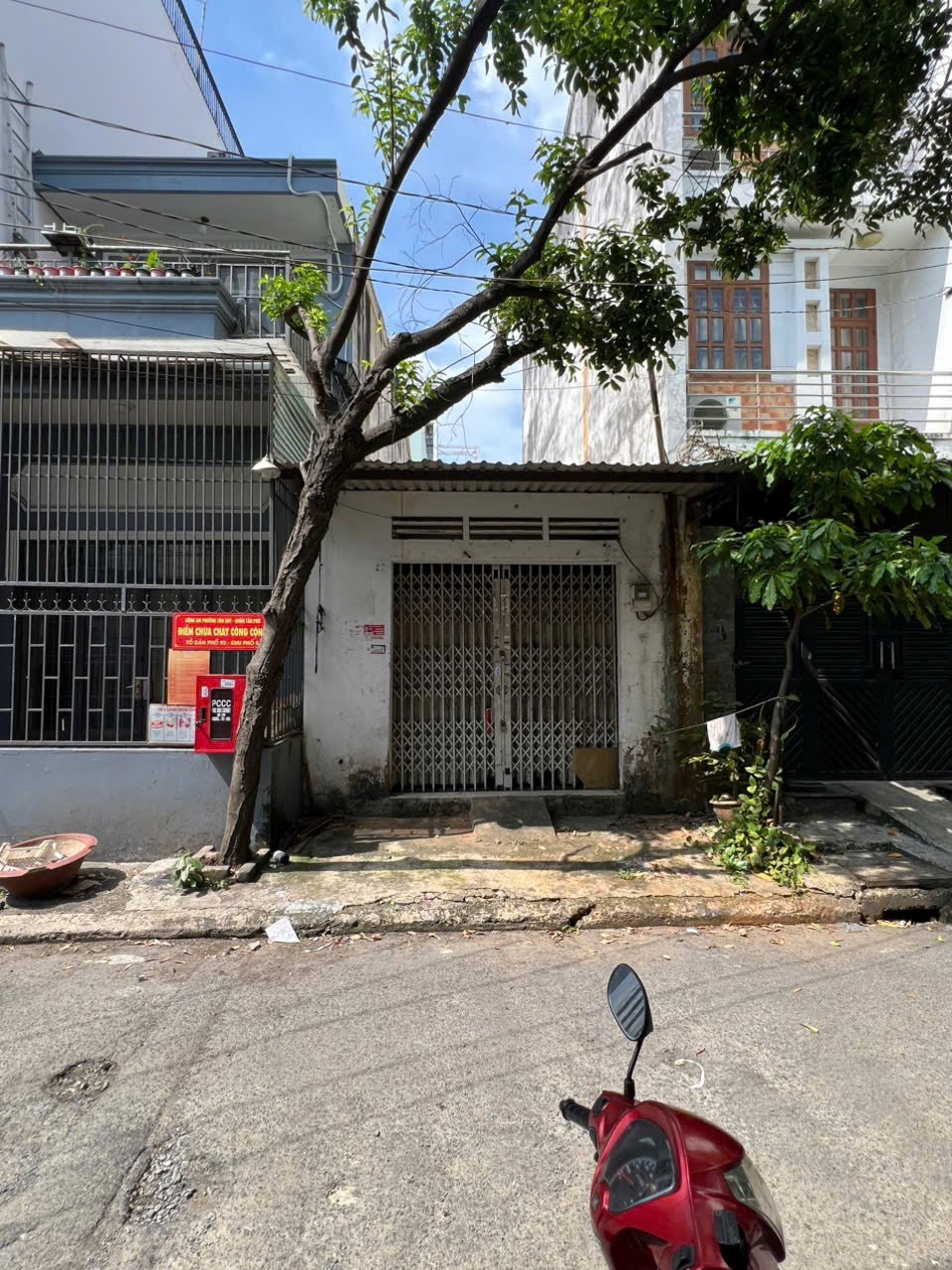 ✅HẺM NHỰA - KHU TÂN QUÝ, DT 4x17.2M = 68.8m2, CẤP 4 - GIÁ 7.3 TỶ