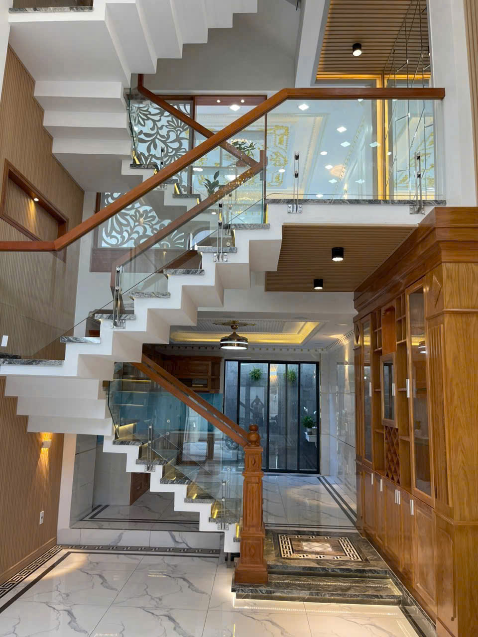 Nhà đẹp hẻm 7m đường 26 tháng 3, 56m2, lửng, 2 lầu sân thượng. Giá: 8.25 tỷ