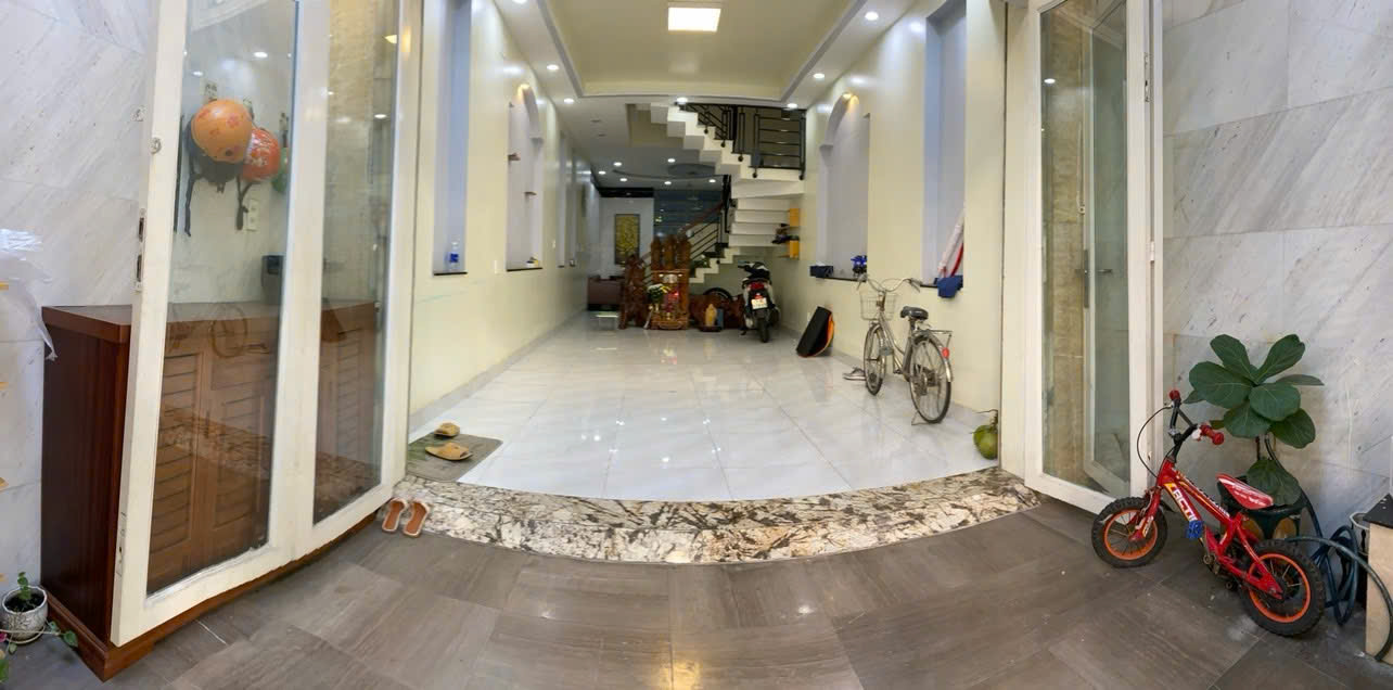 Nhà đẹp Mặt Tiền đường DC9_p.Sơn Kỳ_Tân Phú, trệt 2 lầu, DT: 4x20m, Giá: 11 tỷ tl