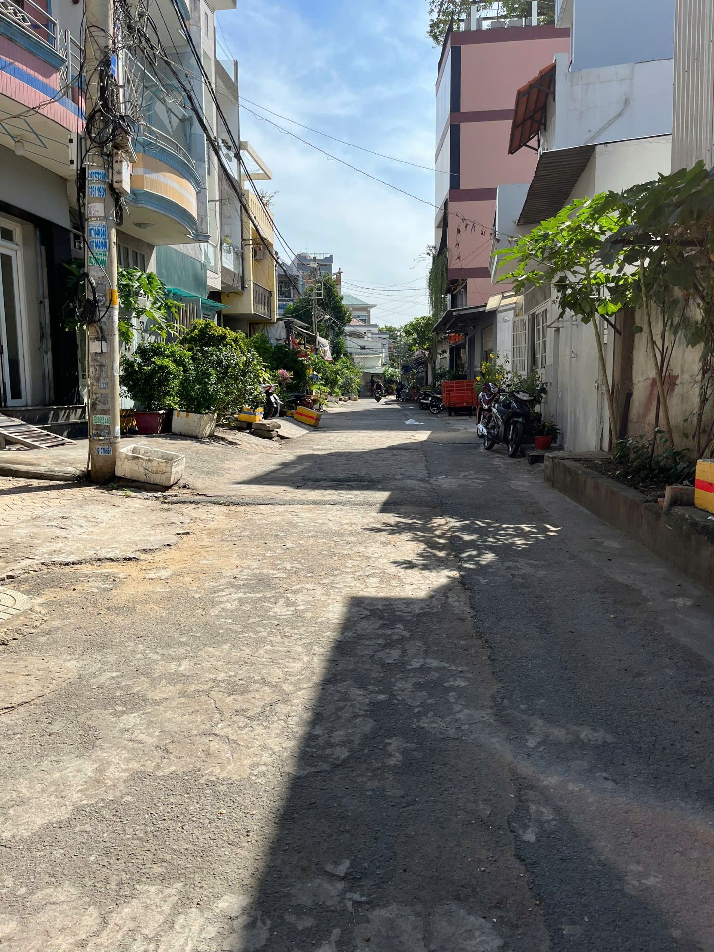 🏠 Bán nhà hẻm 8m Tô Hiệu, Tân Phú, 4.3x14m, 3 lầu, giá 9 tỷ 💰