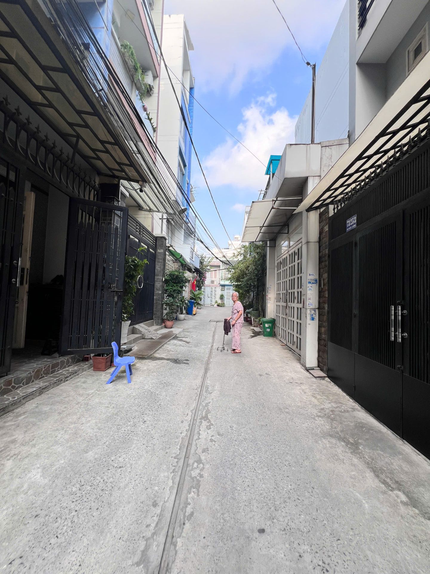 🔹 Bán nhà hẻm Đô Đốc Long, Tân Phú, 4x14m, 2 lầu, giá 7,5 tỷ, HXH thông 🏡