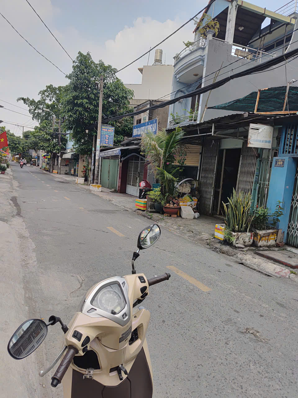 🏠 Bán Nhà Mặt Tiền Đường Số 8, Bình Tân - DT 3.96x20, Giá 7.3 Tỷ 💰