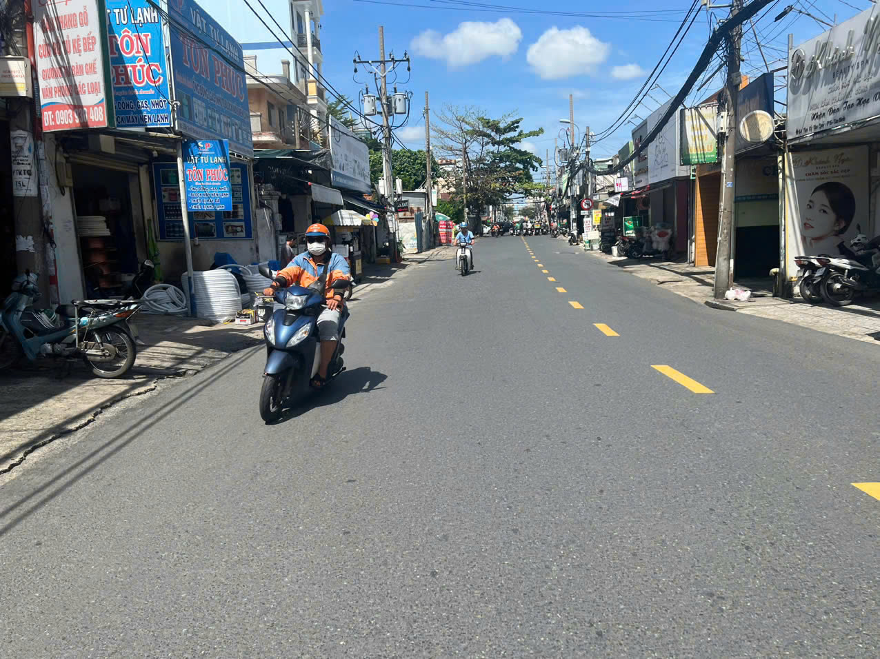 Bán nhà mặt tiền Tân Kỳ Tân Quý ( 4,6x30m) cấp 4. Giá 17,3 tỷ