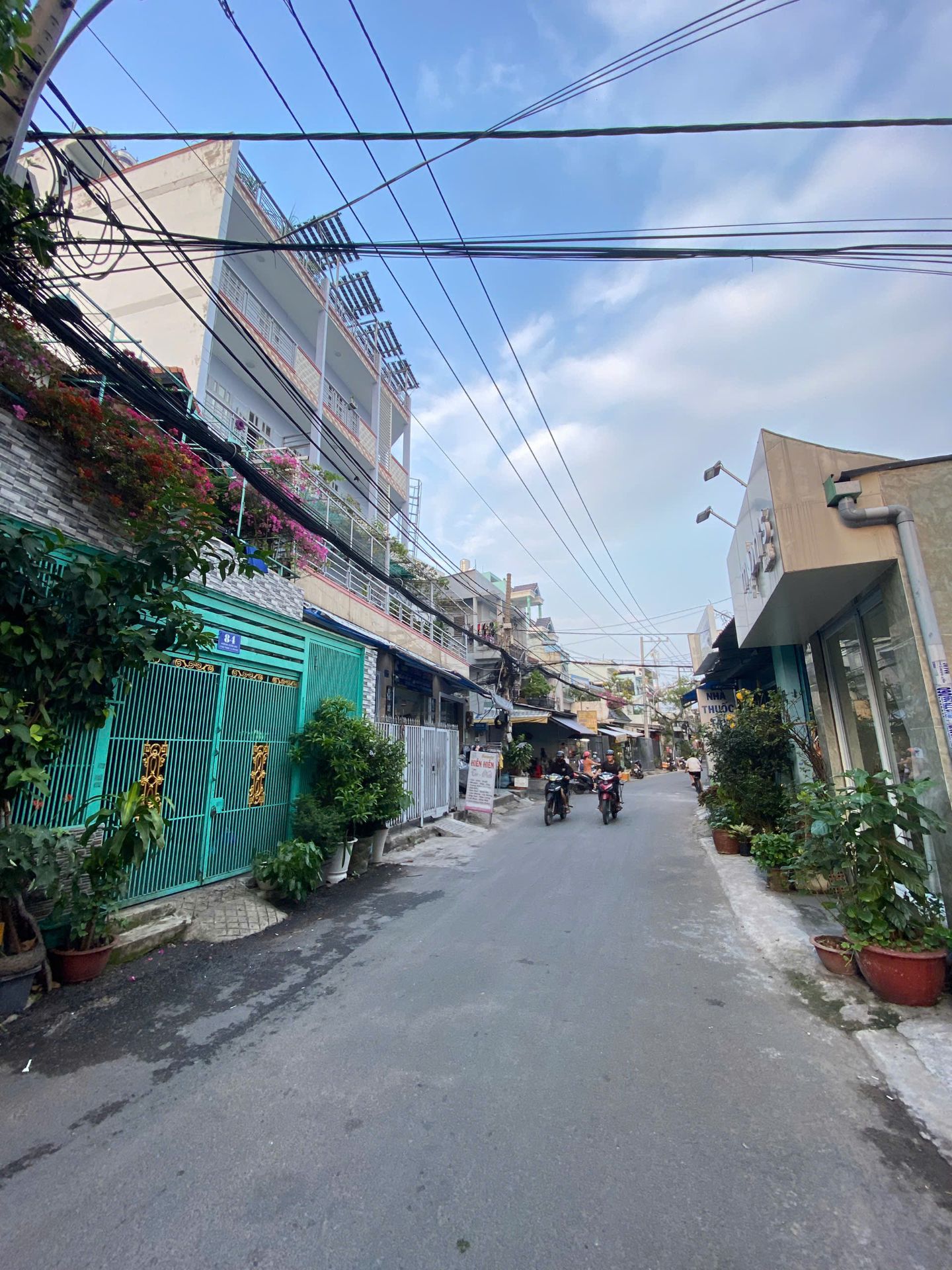 Bán Nhà Mặt Tiền Đường Hoàng Xuân Nhị, Diện Tích 4.2x19.4, Giá 8.5 Tỷ, Quận Tân Phú