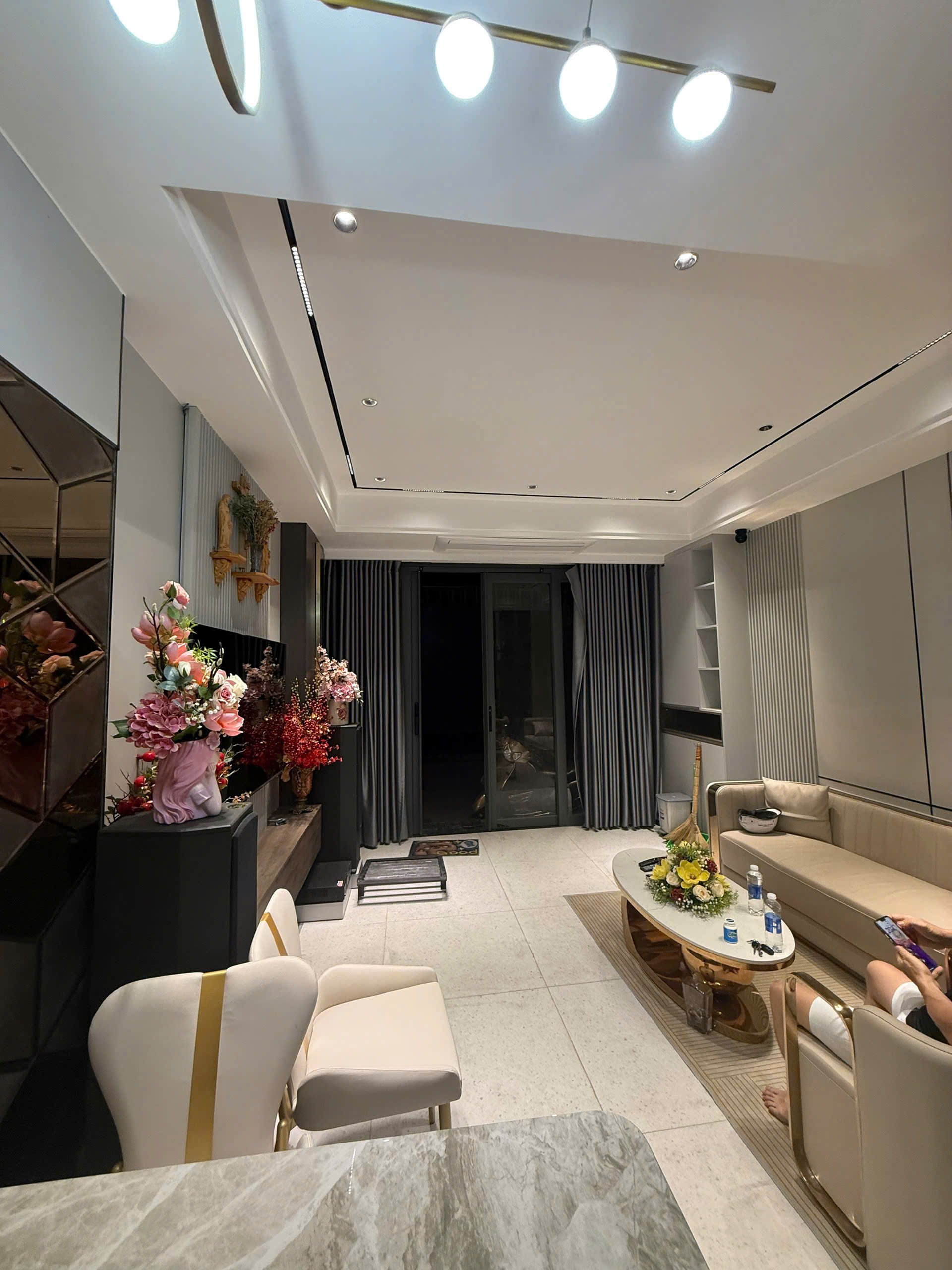 Bán nhà siêu đẹp,hẽm 143 Gò Dầu, 1 lầu,hẽm 8m thông.Giá 6,5 tỷ