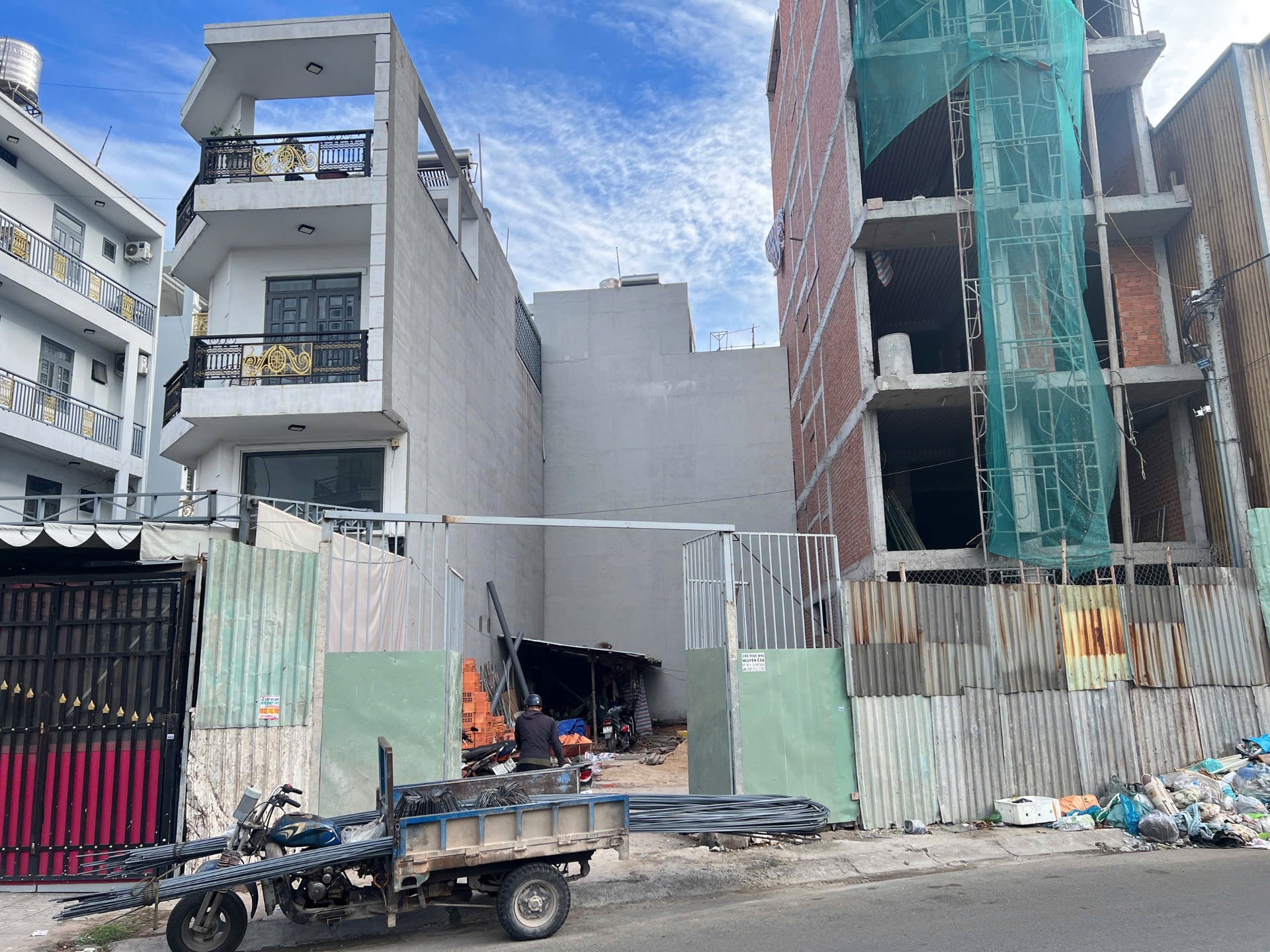 BÁN 2 LÔ ĐẤT MẶT TIỀN KHU PHÂN LÔ ĐƯỜNG 18B – BÌNH HƯNG HÒA A, BÌNH TÂN • Hướng: Bắc • Đường: 12m