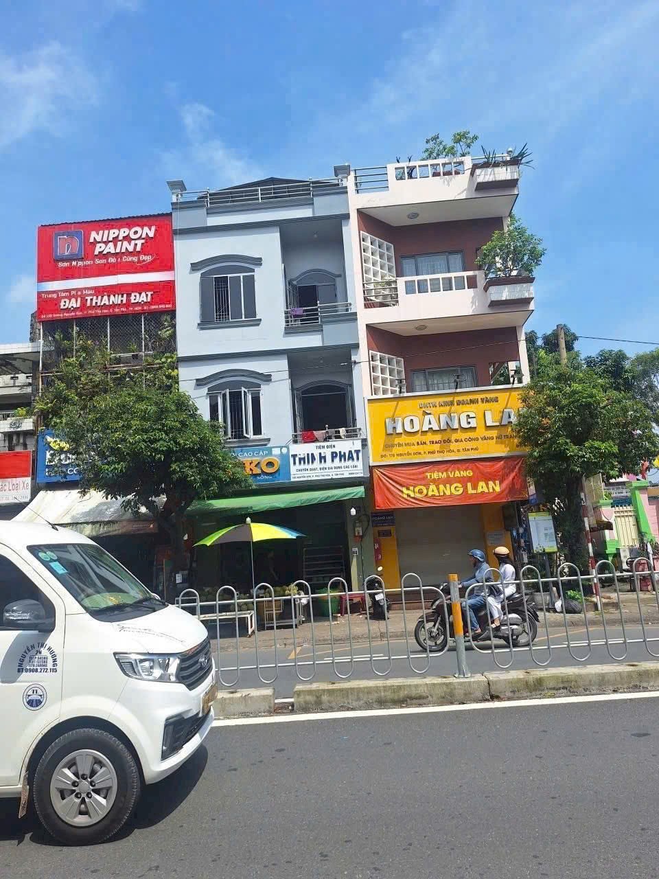 🏡Mặt Tiền Kinh Doanh 2 Lầu gần chợ Nguyễn Sơn Giá : 12 Tỷ TL