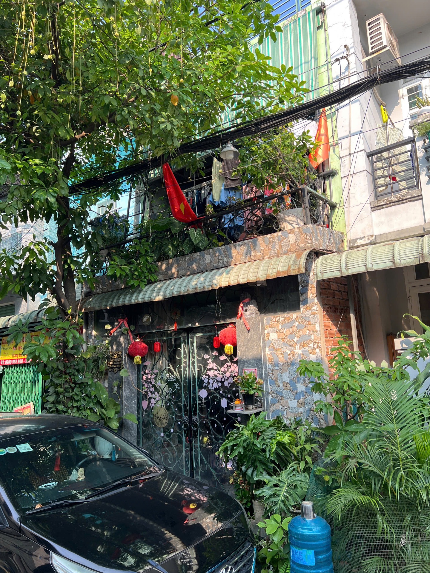 BÁN NHÀ HẺM 5M THÔNG QUỐC LỘ 1A – GIÁ TỐT • Diện tích: 4x14M TDT 54.7m² • Diện tích sàn: 106m²