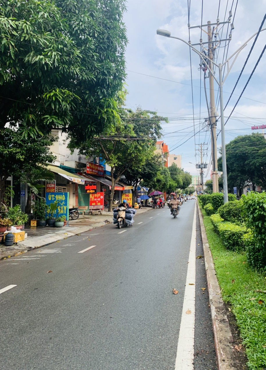 GIÁ TỐT – BÁN NHÀ MẶT TIỀN NGUYỄN CỬU ĐÀM, TÂN PHÚ | 4x31M – 4.5 TẤM – DÒNG TIỀN 50TR/THÁNG