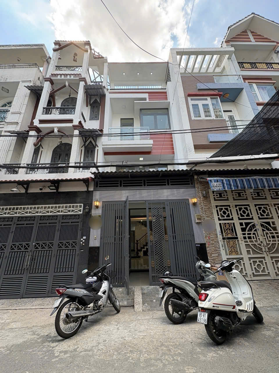 BÁN NHÀ 3,5 TẤM HẺM 1 SẸC Đường Lê Văn Quới - 4X14M - GIÁ BÁN 7.3 TỶ