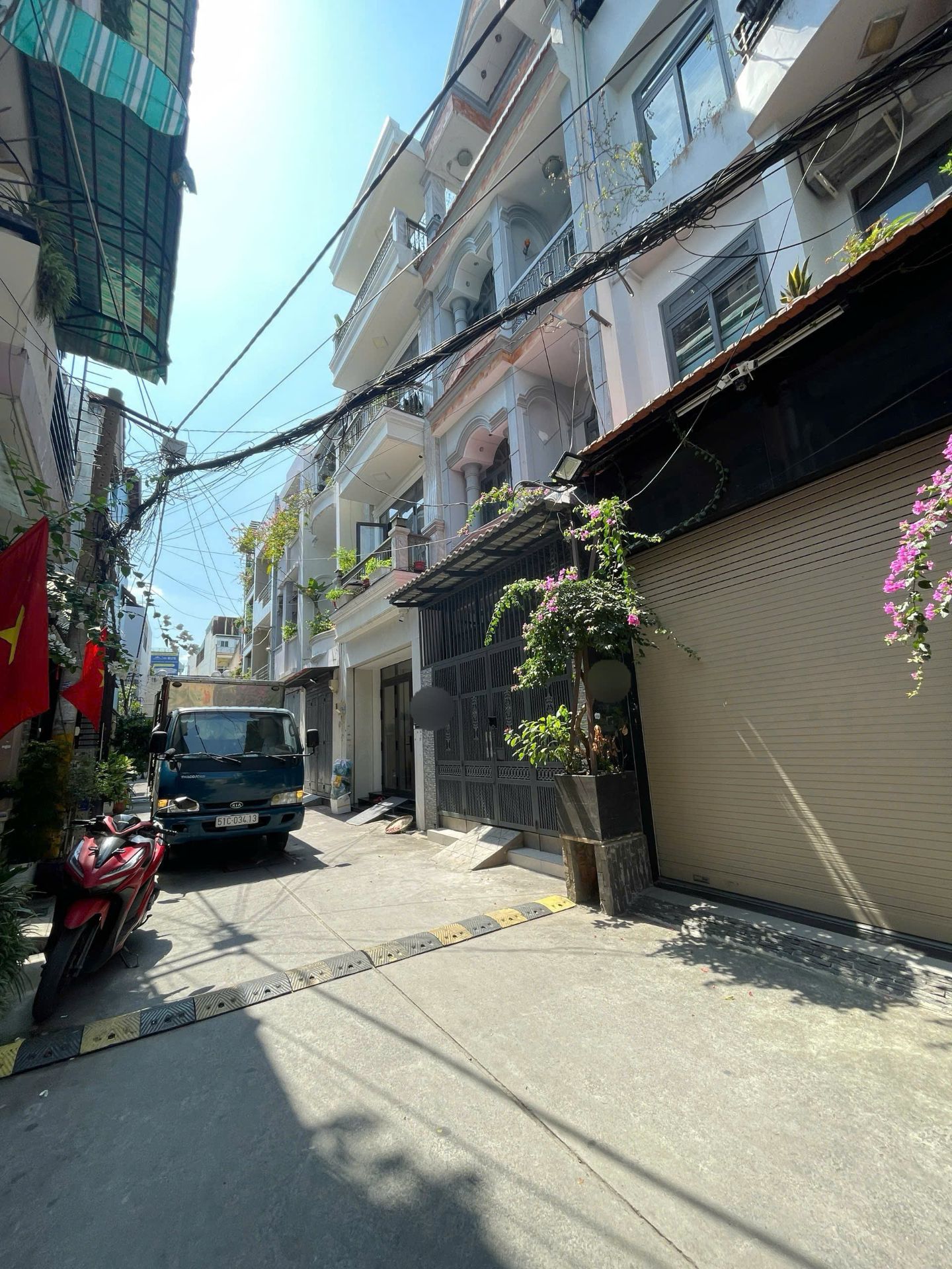 HÀNG HIẾM ĐƯỜNG TÂN SƠN NHÌ - Nhà 3 Tầng Dt: 4x14m - Hẻm Oto 5m - Giá 8,2 Tỷ