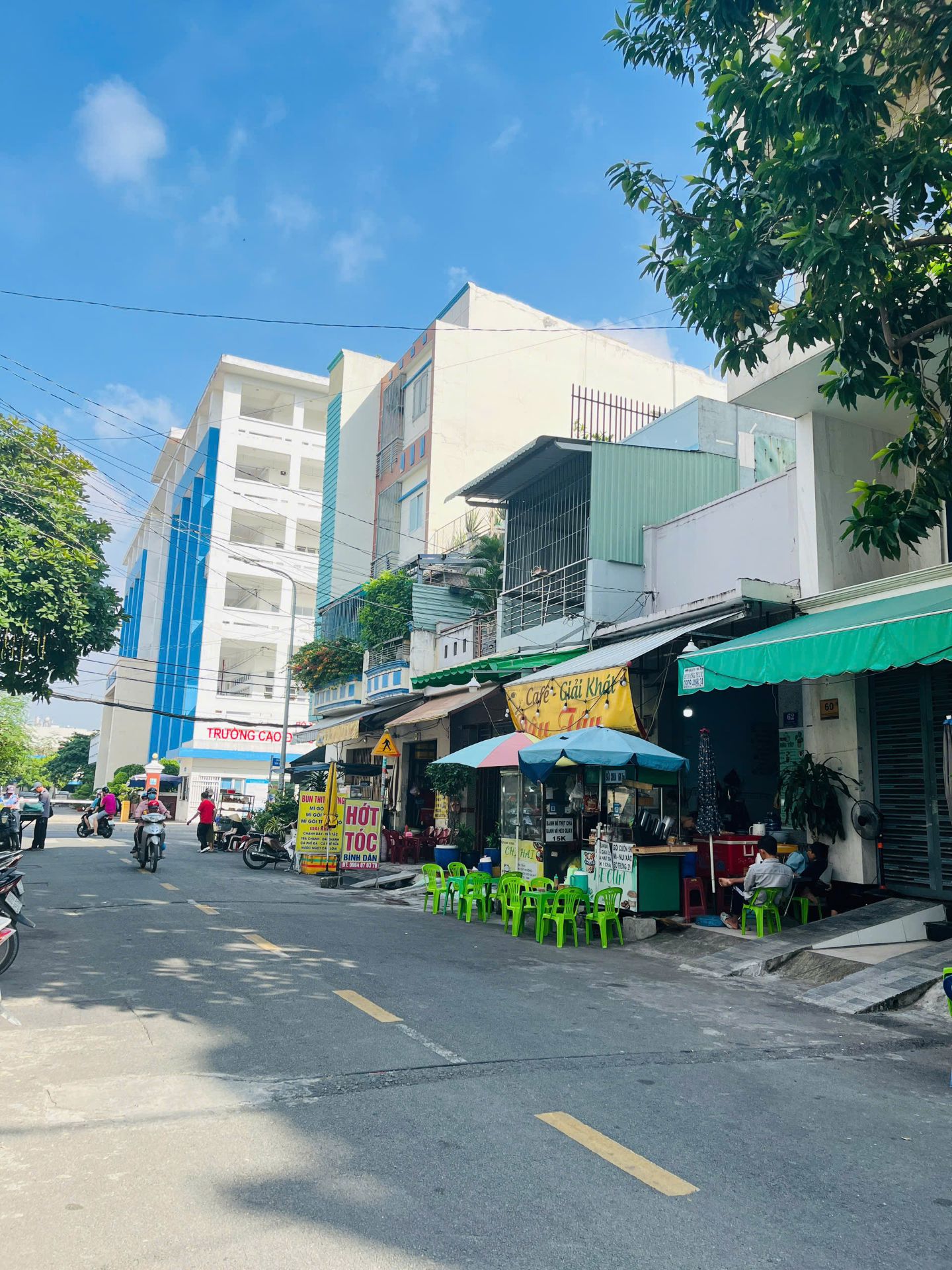 Mặt tiền Lê Quốc Trinh ( 7x18m) cấp 4. Giá 16,5 tỷ ,P Phú Thọ Hoà,Q Tân Phú