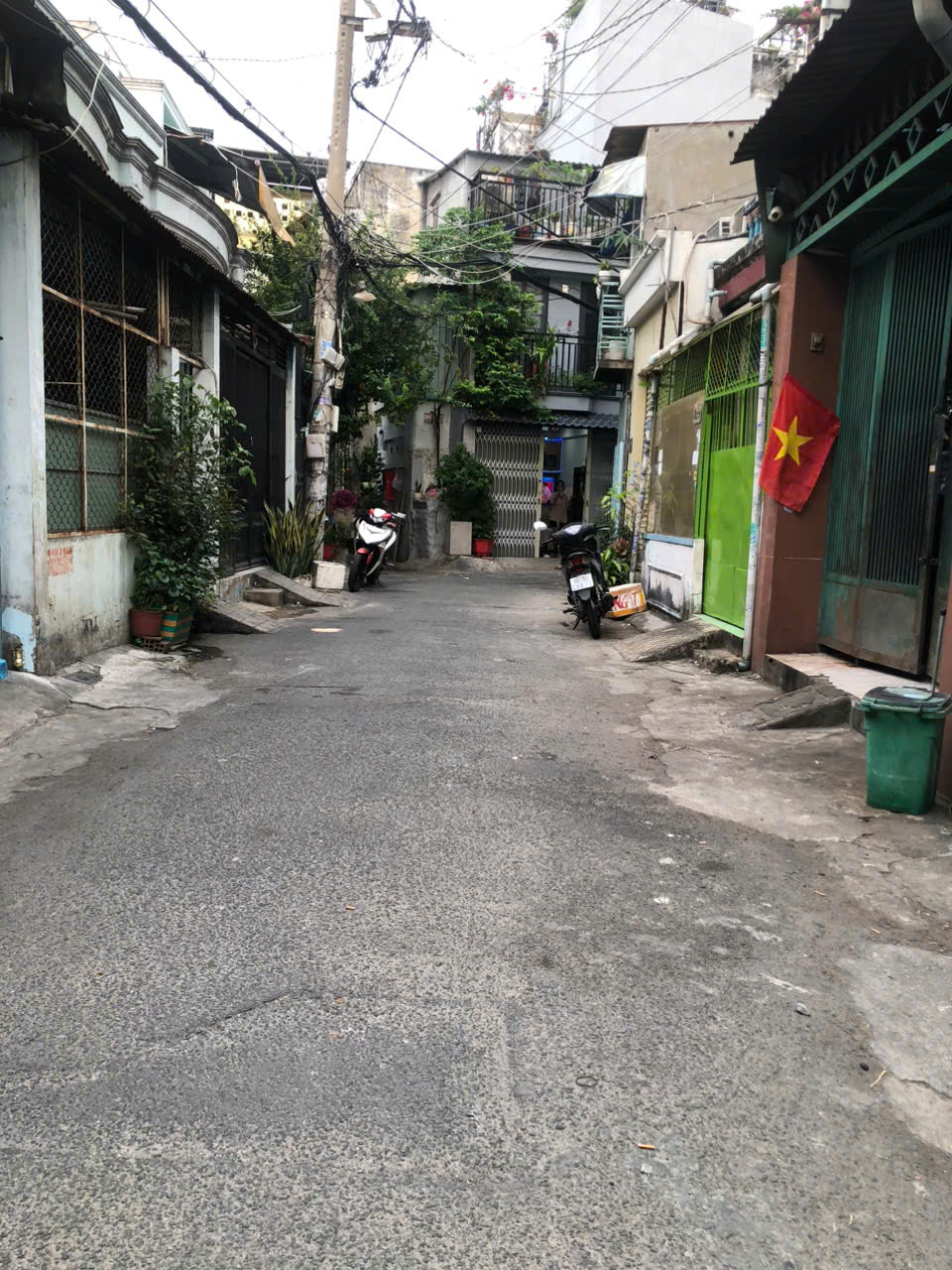 BÁN NHÀ HẺM XE HƠI TÔ HIỆU (4×13.3M) NHÀ CẤP 4, GIÁ 5.5 TỶ - TÂN PHÚ