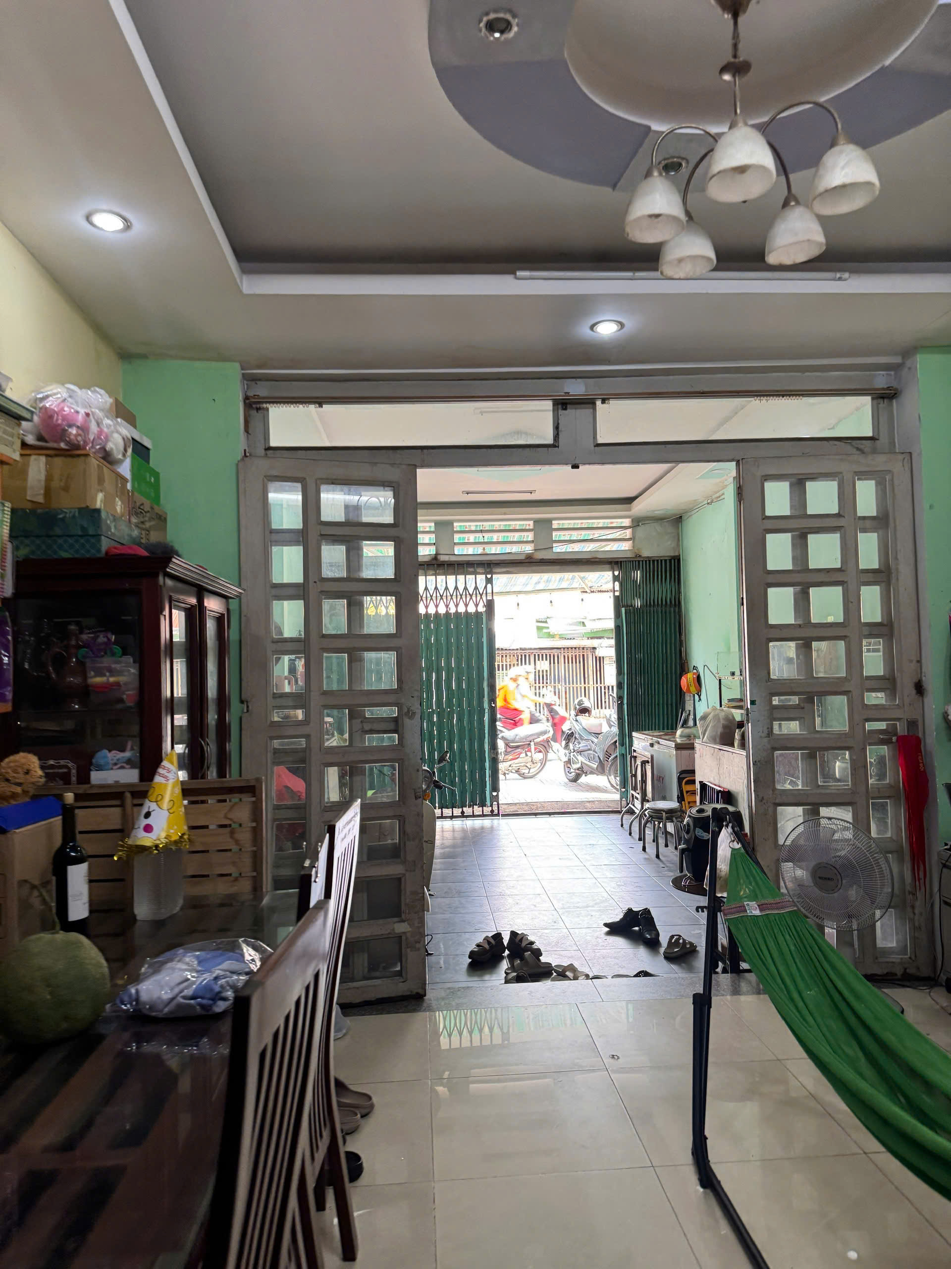 Bán Nhà Lửng DT: 4x19.8m MT Đường Lê Niệm, P. Phú Thạnh, Giá: 9.5 tỷ