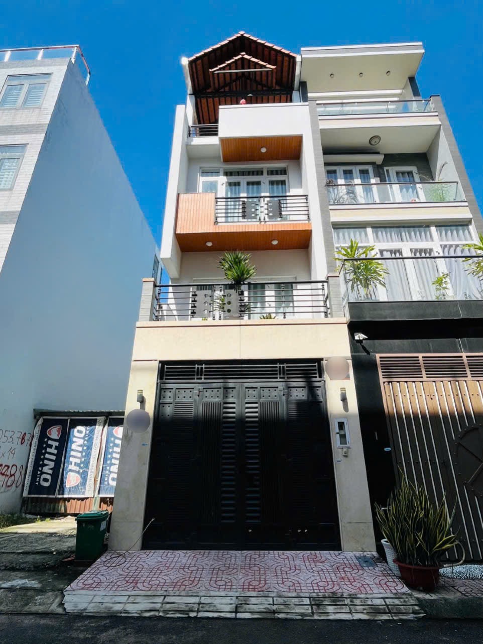 Bán nhà hẻm Vip Tân Kì Tân Quí