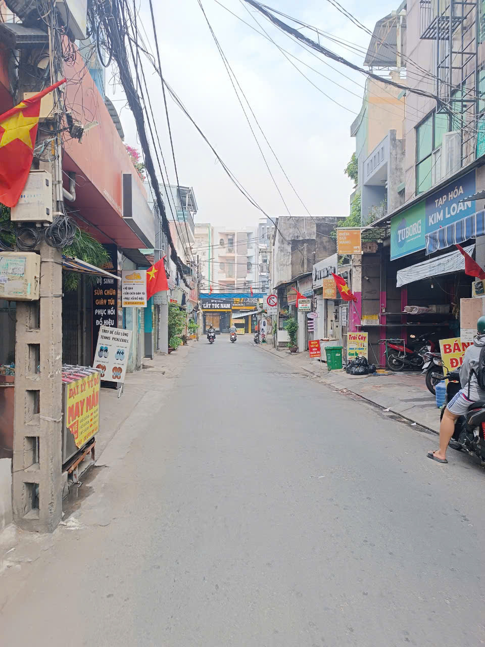 Bán nhà đang cho thuê_Hẻm kinh doanh Tân Sơn Nhì, 1 lầu, DT: 3.5x20m, Giá: 9 tỷ tl