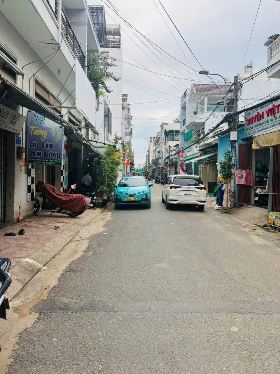 Chủ hạ 400tr cho căn nhà 2 tầng hẻm xe oto tránh nhau đường Số 5 Dt:4x12.5(nở hậu )giá 5.18tỷ tl.