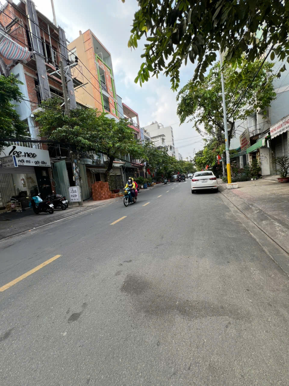 BÁN NHÀ MẶT TIỀN NGUYỄN NGỌC NHỰT ( 5X18M) CẤP 4. GIÁ 12,2 TỶ