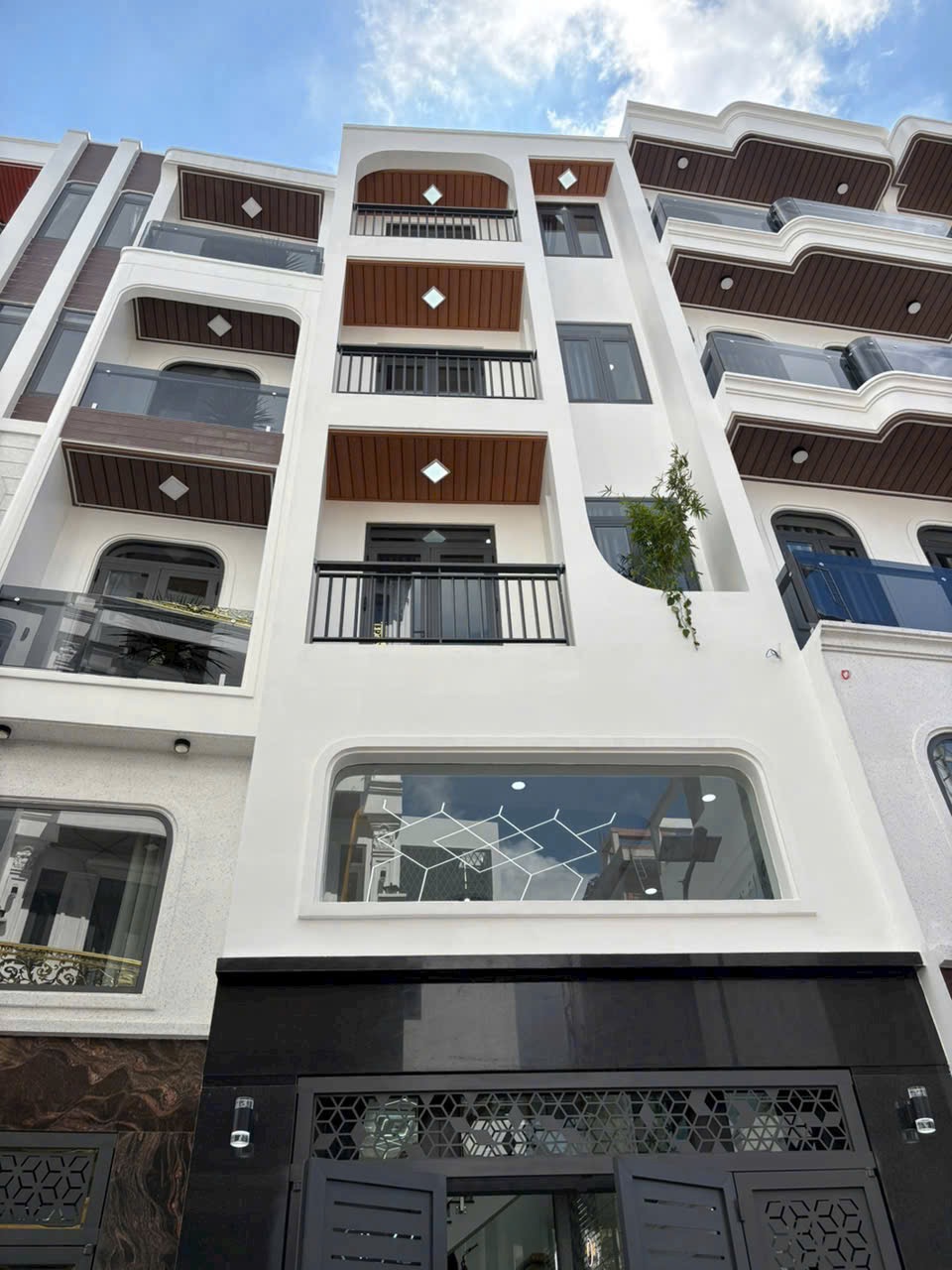 🔥Bán nhà đẹp Mã Lò, BTĐA – 4x14.5m – lửng + 2 lầu + sân thượng – hẻm 7m – giá 7.4tỷ TL