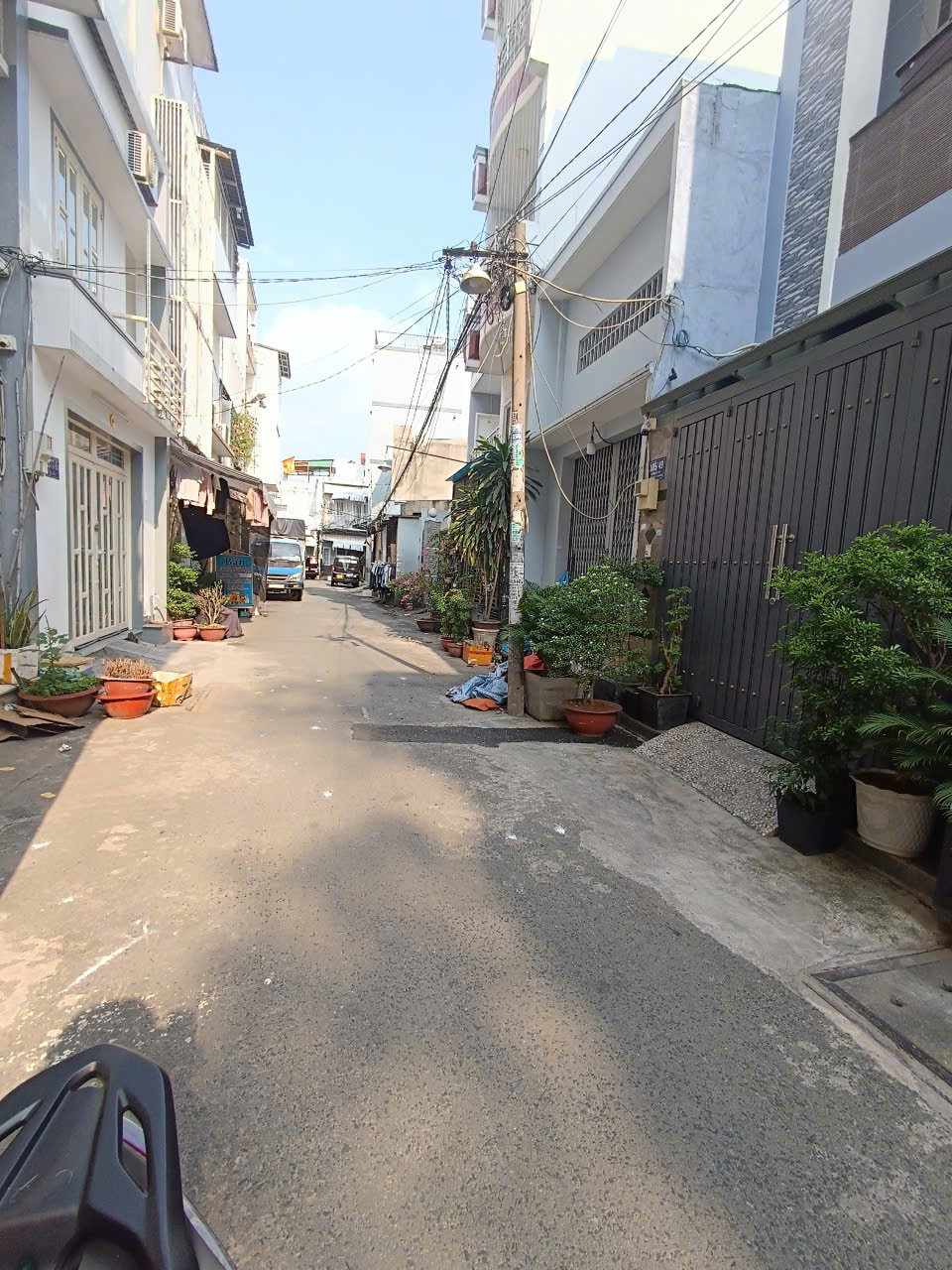 Bán nhà 1 lầu hẻm xe hơi thông đường Lê Sát_P.Tân Quý, DT: 4x17m, Giá: 6.8 tỷ tl