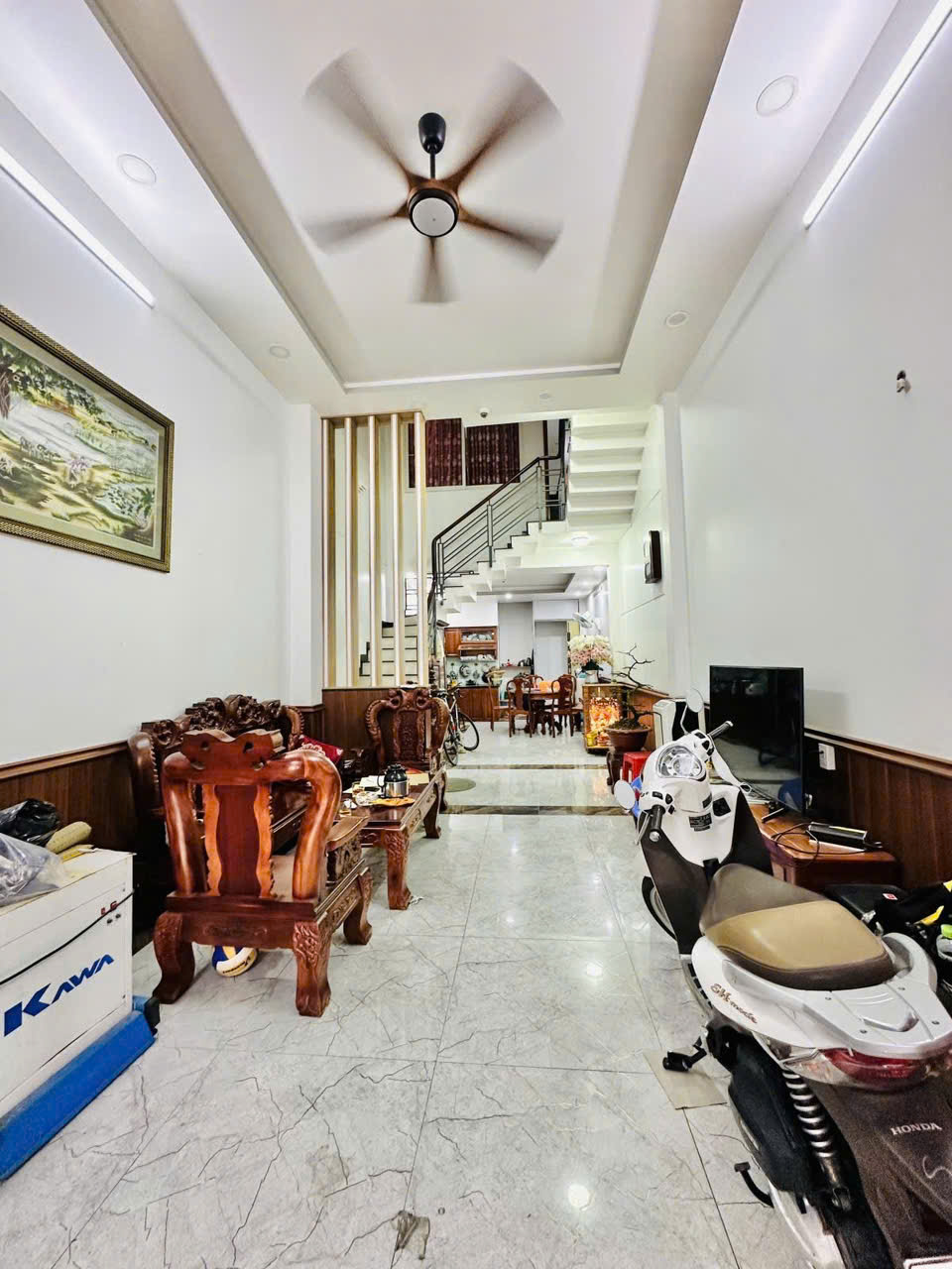 Hẻm 7m đường Tân Hương Phường Tân Quý Dt 4mx15m 3 lầu sân thượng giá 8,7 tỷ