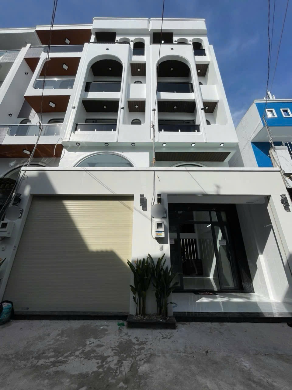 BÁN NHÀ CÓ THANG MÁY ĐƯỜNG TÂN HOÀ ĐÔNG - 4X22M - 4,5 TẤM FULL NỘI THẤT CAO CẤP - GIÁ 9,9 TỶ