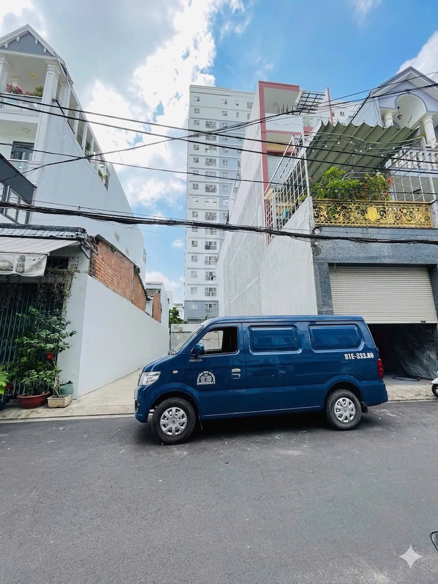 Bán đất đẹp 6x33m / 194m2 Giá 20 Tỷ , Hẻm thông 6m oto tải ngay chợ Vải Phú Thọ Hòa