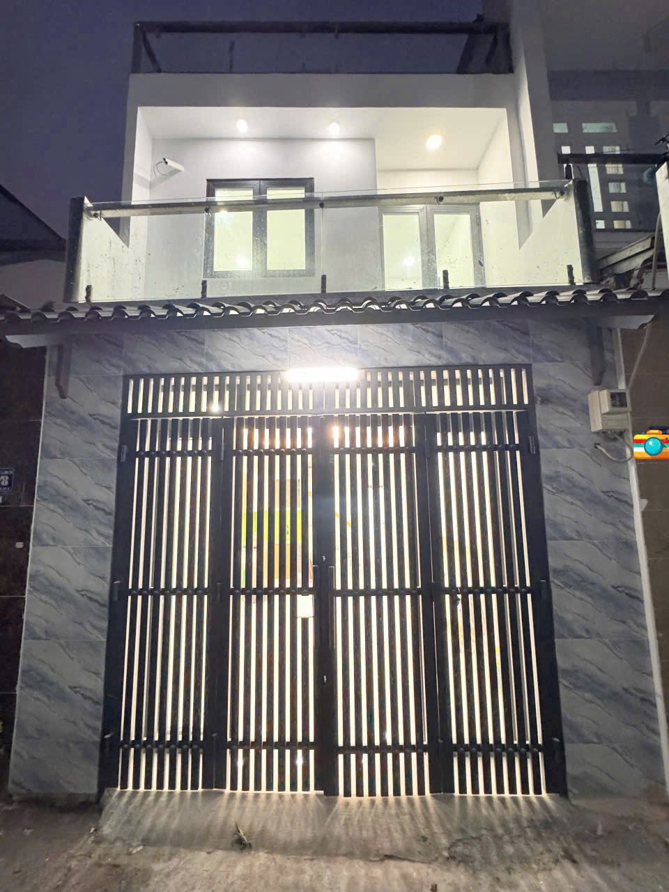 Nhà mới Liên Khu 8-9 , DT:4x12 , thích hợp cho thuê hoặc giữ tài sản dọn vào ở ngay 🥰