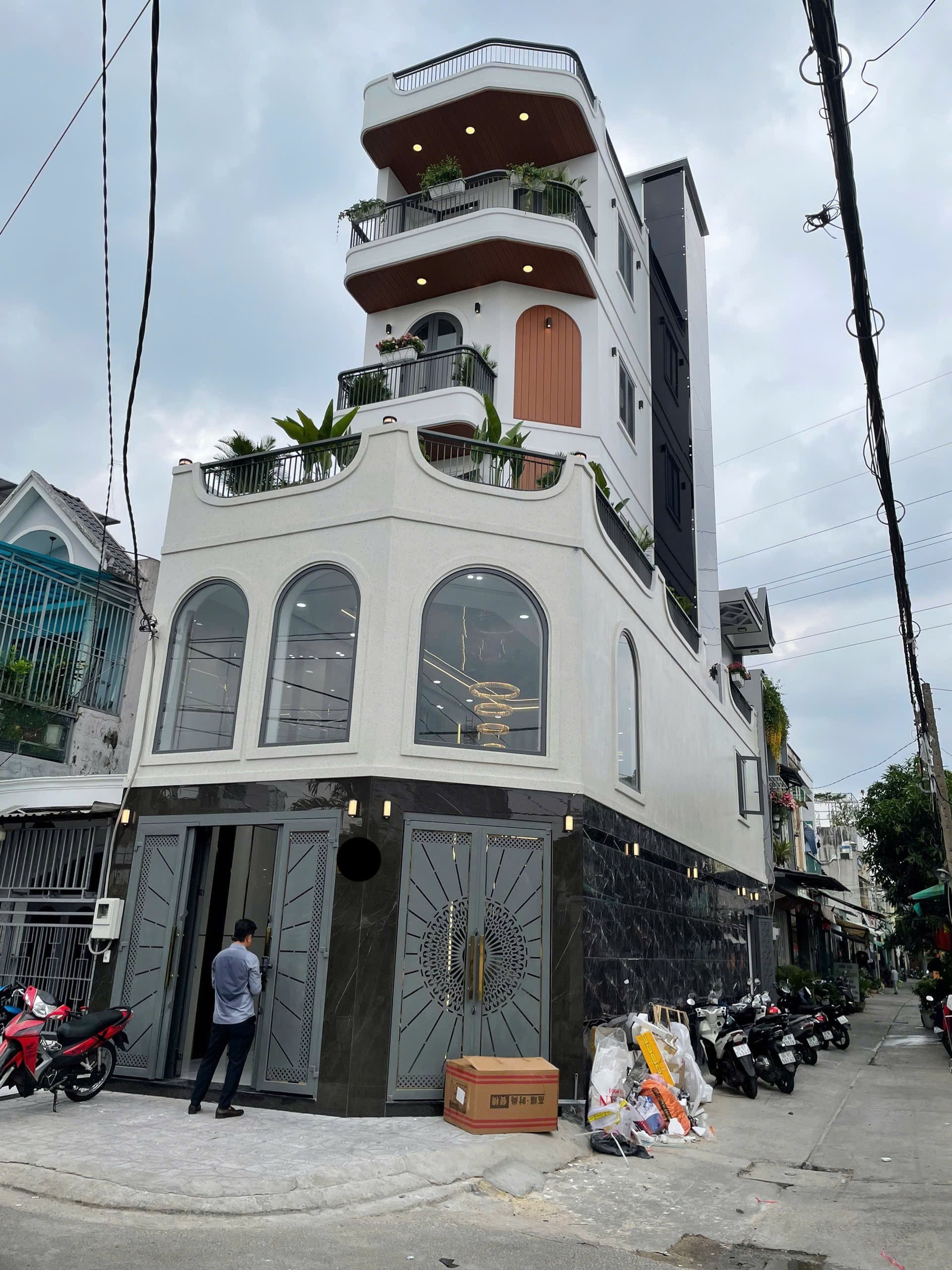 Siêu phẩm nhà phố xây mới 100% chưa tới 10Đ , DT:5x15,5 (xe hơi ngủ trong nhà) anh chị sở hữu ngay