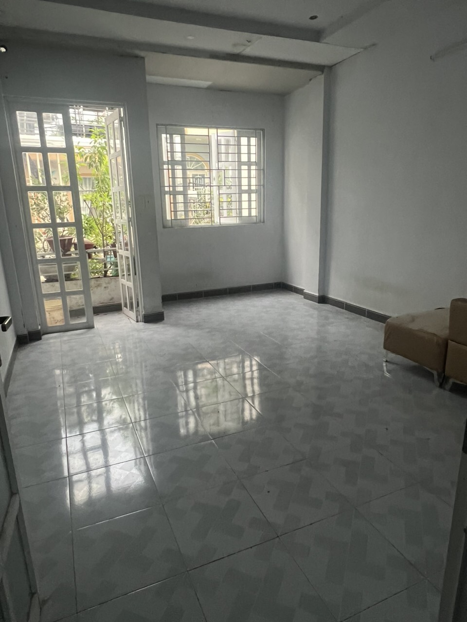 Bán nhà hẽm Lê Thúc Hoạch ( 5,2x7m ) 1 lầu. Giá 3,9 tỷ,cách 2 ra mặt tiền đường lớn