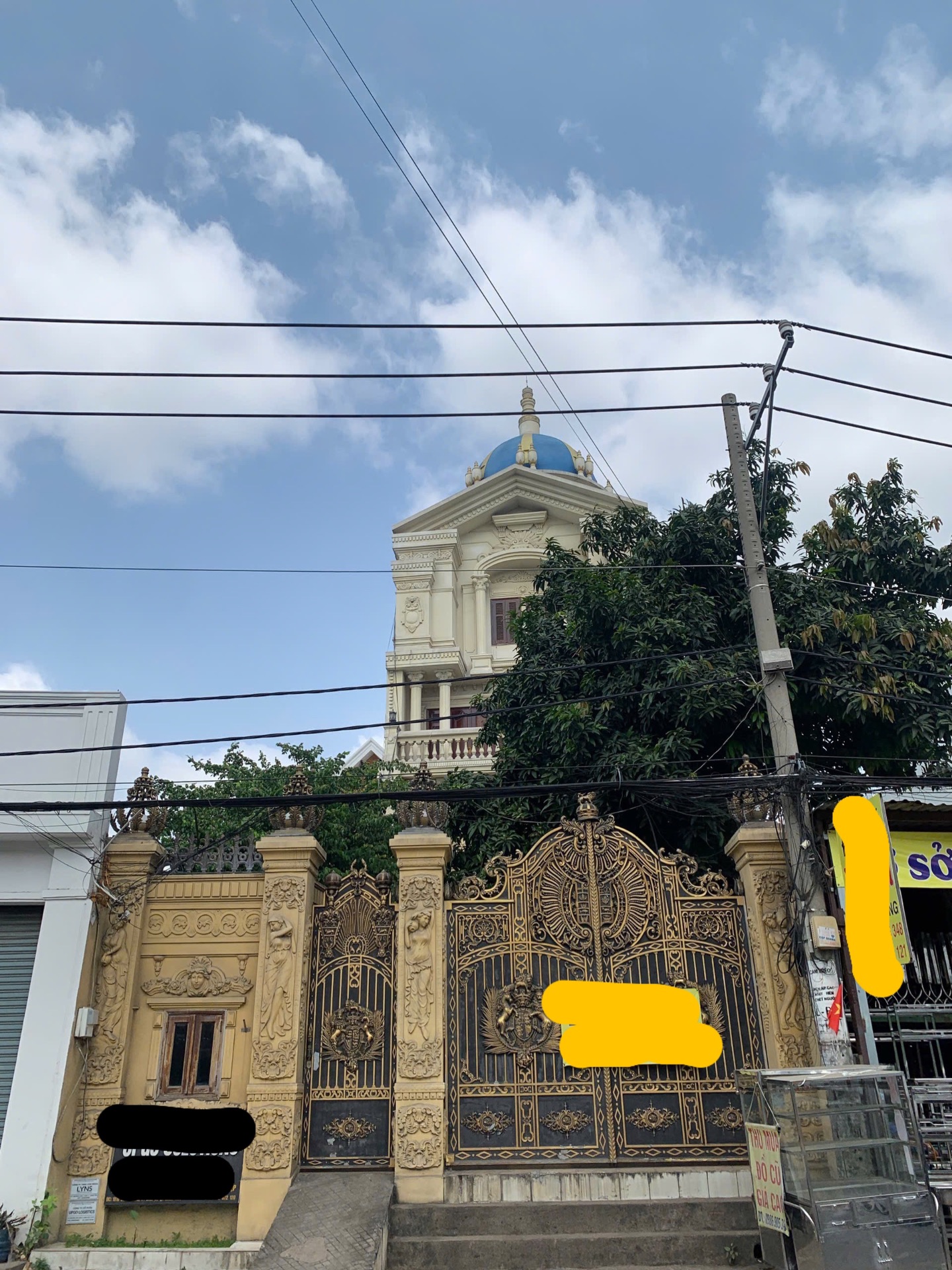 Anh chủ đang rất thiện chí muốn bán nên giá cực tốt cho căn biệt thư , DT:8x35 ngay mặt tiền KD