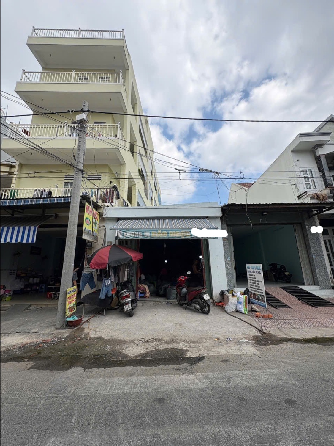 Bán nhà có dòng tiền sẵn DT siêu rộng 5x24 , thích hợp giữ tài sản hoặc cho thuê tiếp 🥰