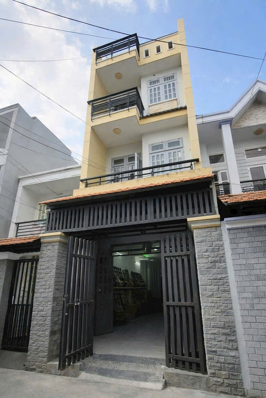 Bán nhà 2 lầu, đúc cứng, DT 4x20m, đủ LG hẻm 4m đường Nguyễn Suý_P.Tân Quý, Giá: 7.7 tỷ tl