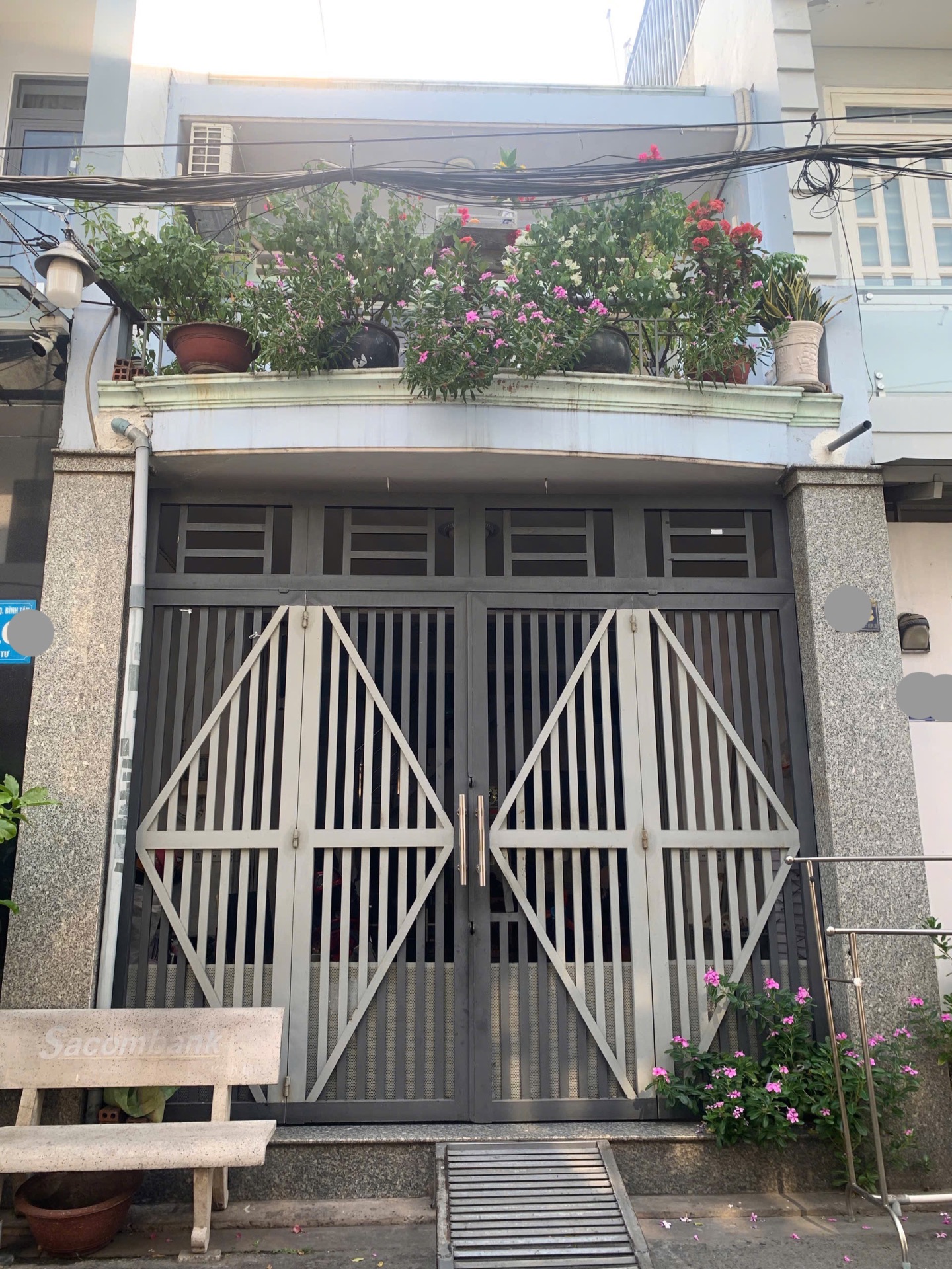 Thích DT đẹp hẻm nhựa rộng rãi , 4x14 thích hợp xây mới hoặc cải tạo cho thuê có dòng tiền khoáng