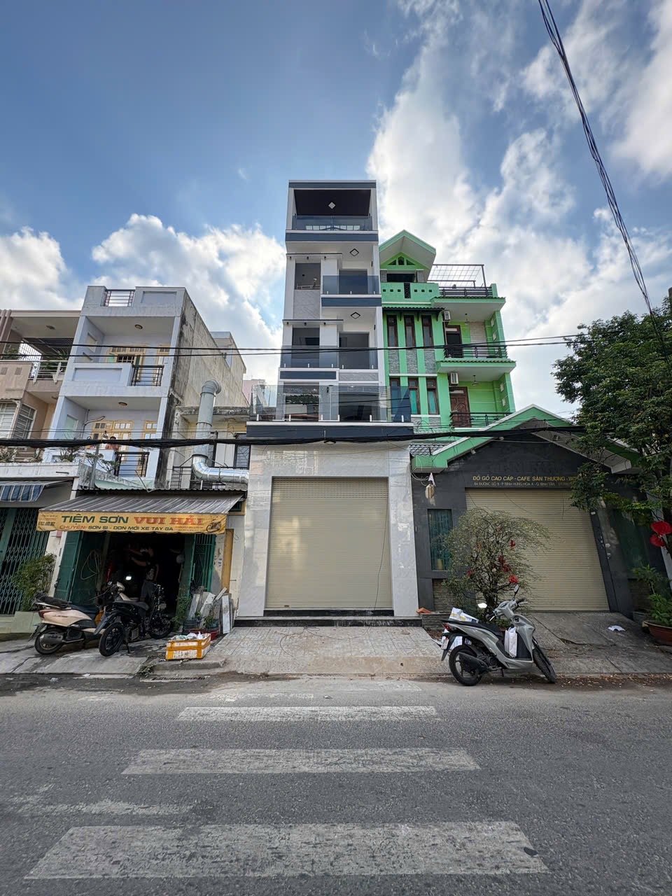 MẶT TIỀN ĐƯỜNG SỐ (LÊ VĂN QUỚI) – NHÀ 5 TẦNG – CHỈ 10.5 TỶ! • Diện tích: 4 × 17m