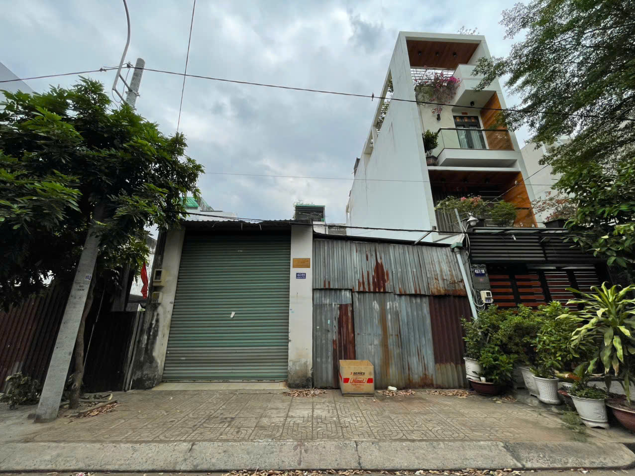 BÁN CẶP ĐẤT NGANG 8M LIỀN KỀ HẺM ĐẸP ĐƯỜNG LÊ VĂN QUỚI - 8X23,5M - GIÁ 8.5 TỶ/ 1 CĂN