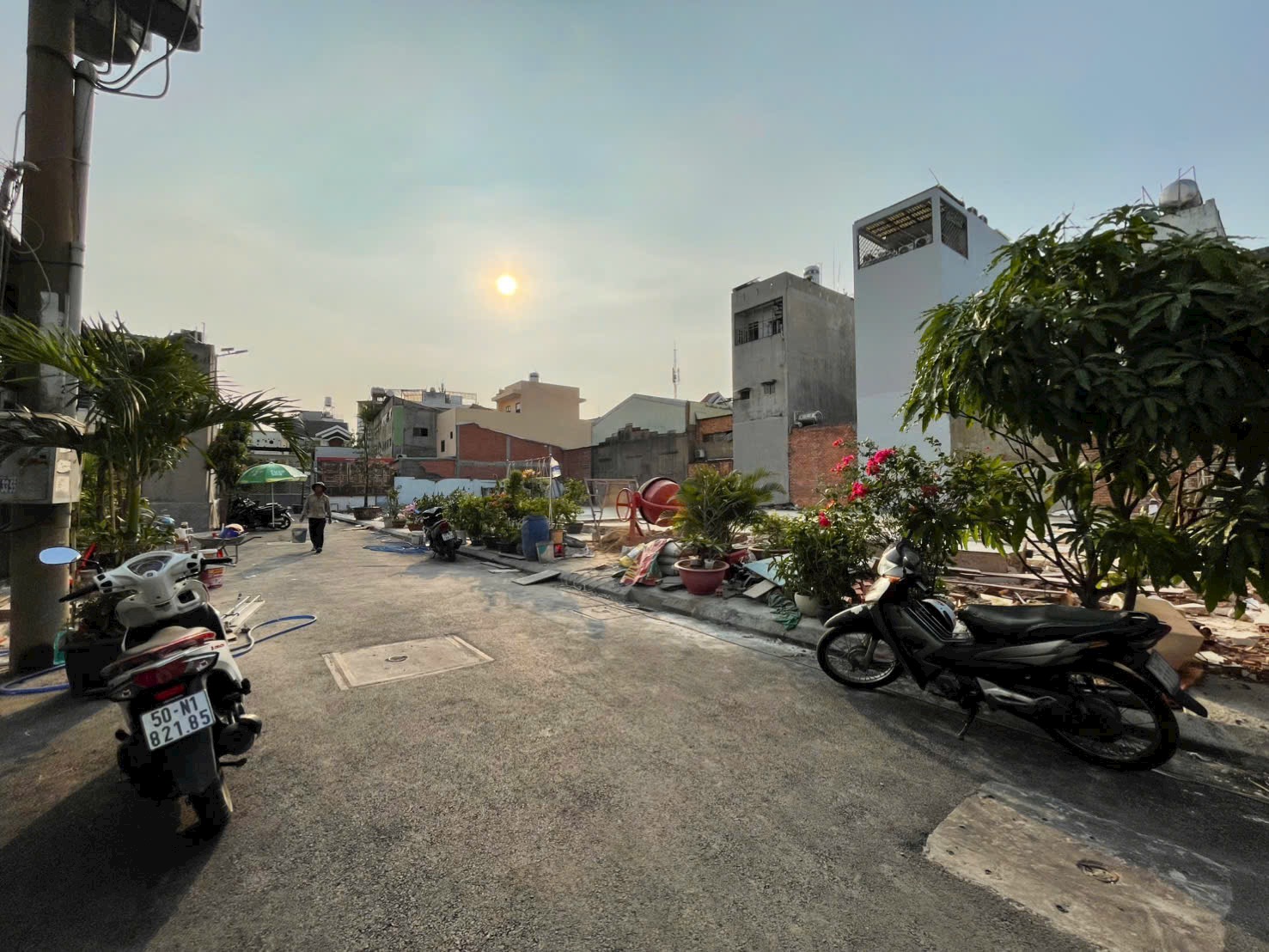 Lô đất sát bên đường khu nhà họ Lê , DT:4x20 xây dựng 4,5 tấm giá siêu rẻ chỉ 7Đ3 TL