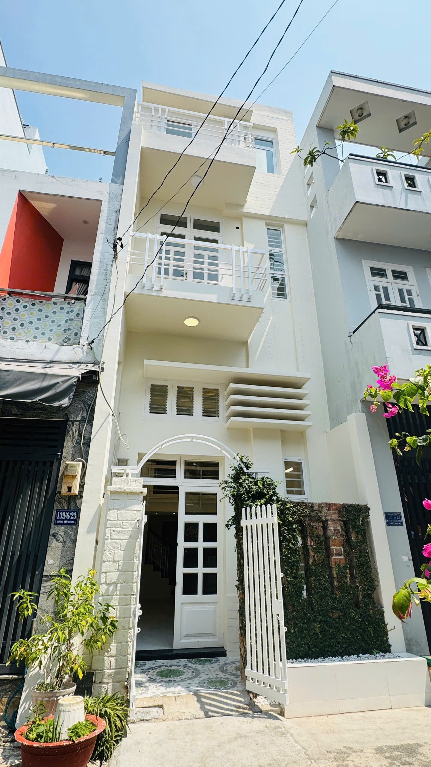 Nhà mới hẻm xe hơi Dương Văn Dương_P.Tân Quý, lửng 2 lầu, DT: 4.1x12.2m. Giá: 7.5tỷ tl