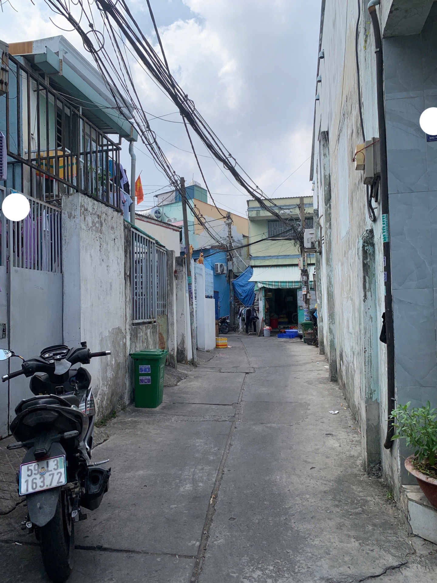 Chủ ngộp cần bán gấp nhà đẹp DT: 5,5x9 siêu bề thế chủ bán gấp chỉ 4T05 Tl sở hữu ngay nha anh chị