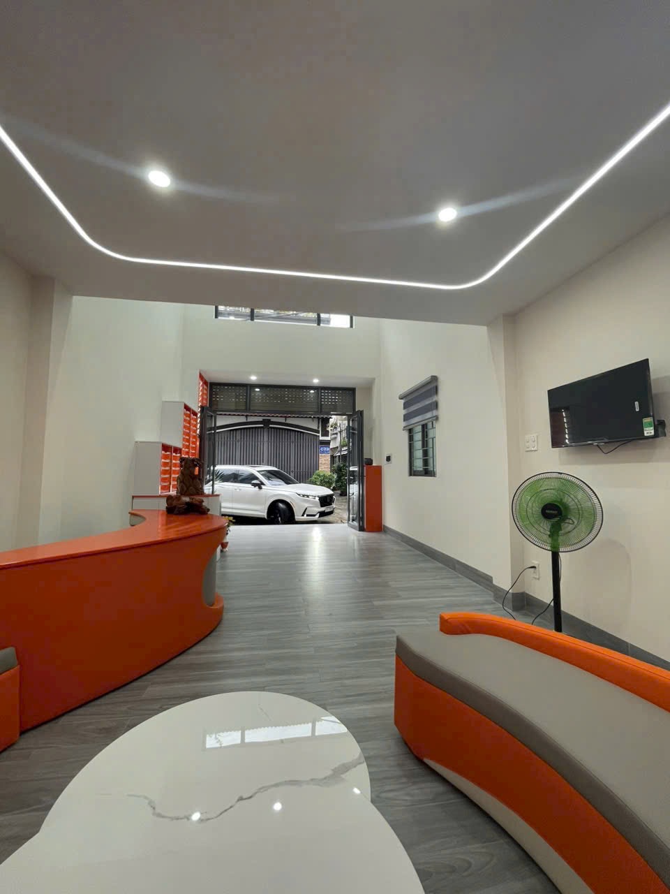 Nhà mới rộng xe hơi ngủ trong nhà, DT: 4x15,65 , phù hợp ở và kinh doanh hoặc giữ tài sản 🥰