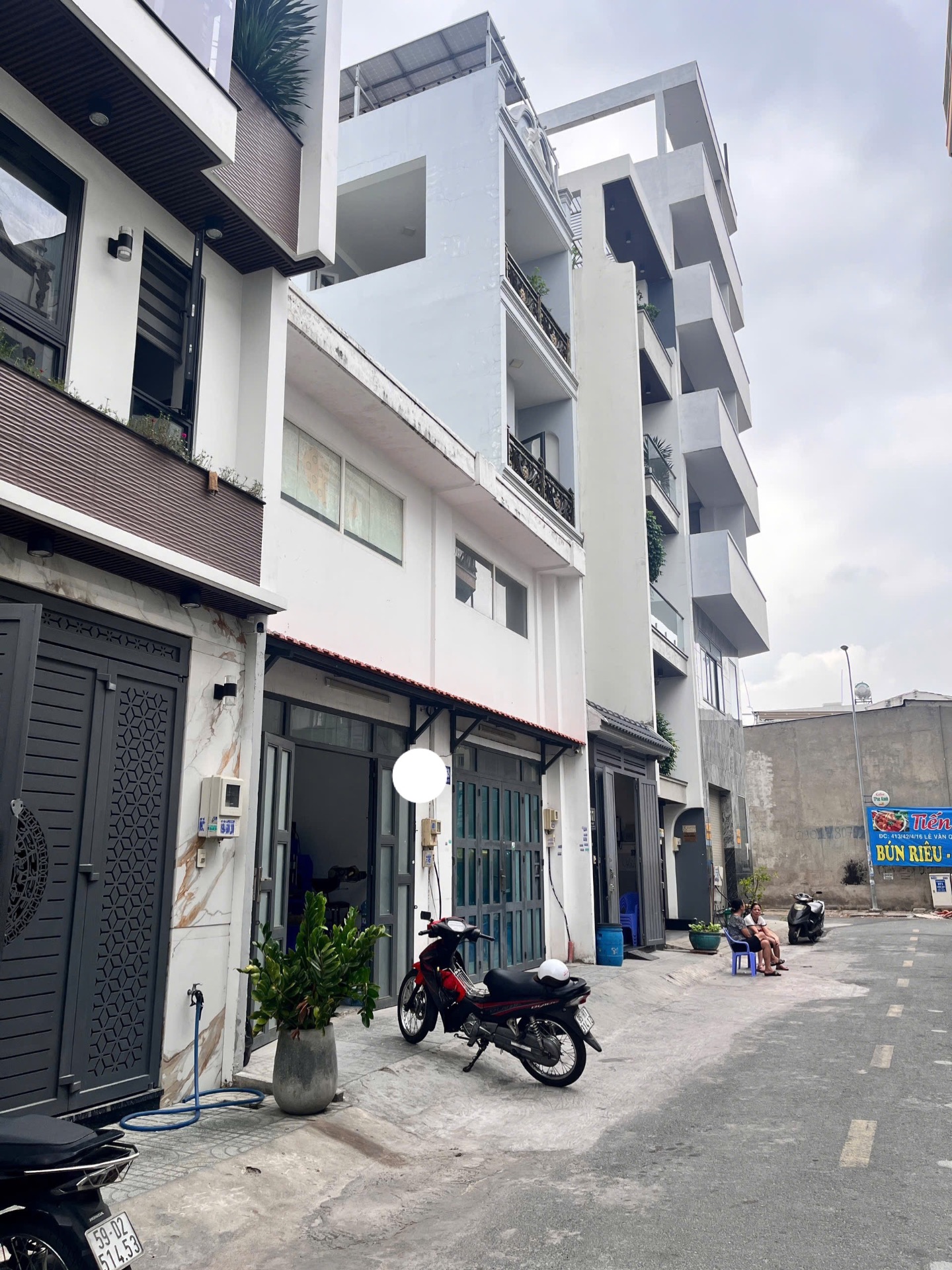 Nhà xây mới 100% BTCT, DT:4x18,7 thích hợp cho thuê hoặc dọn vào ở ngay 🥰