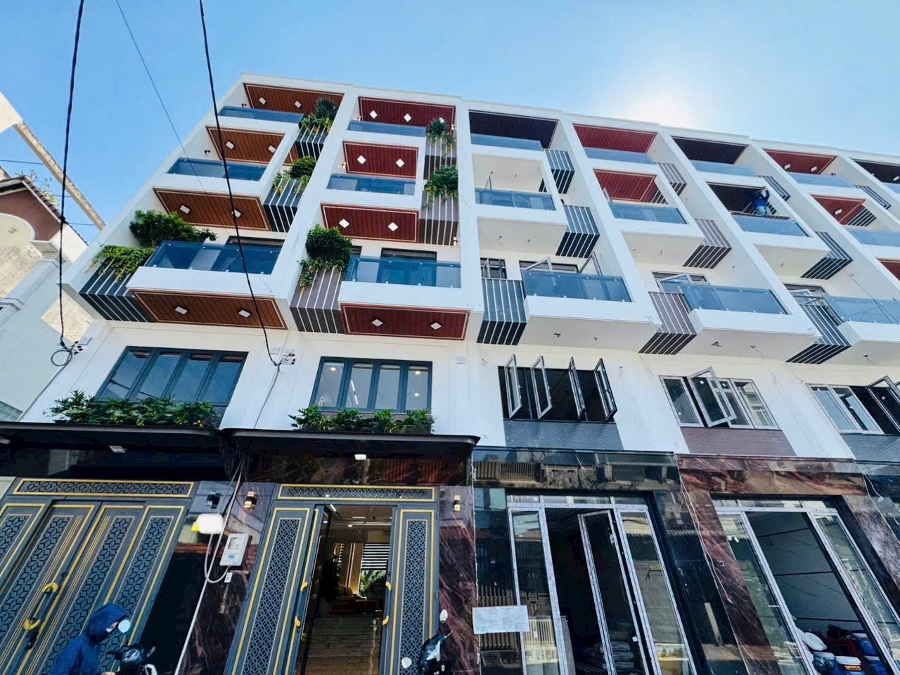 🔥BÁN NHÀ GẦN MT LÊ TRỌNG TẤN 4×18M LỬNG 3 LẦU full nội thất thang máy – HẺM 10M – GIÁ 9.9 TỶ TL